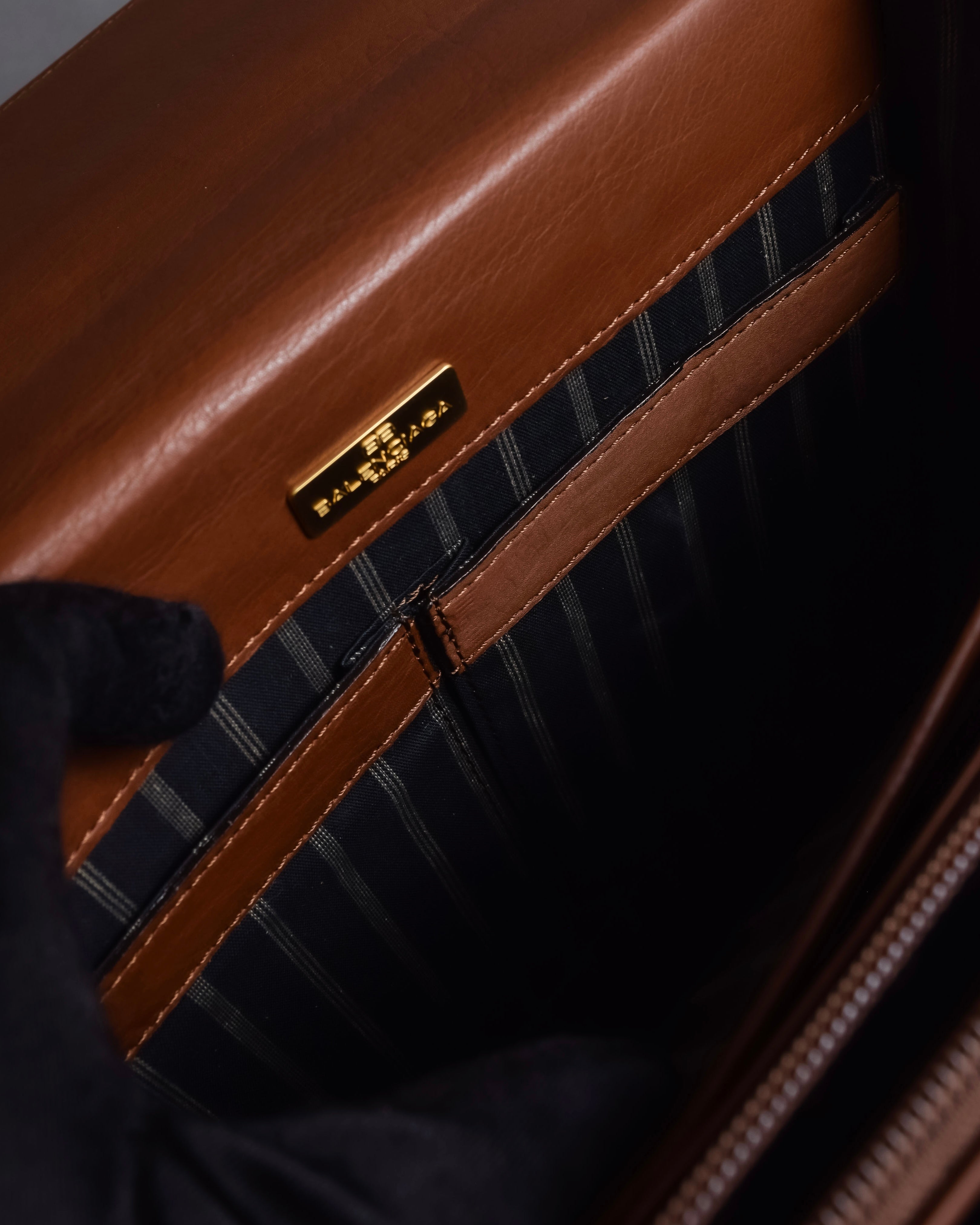 "BALENCIAGA" Water repellent flap square leather bag