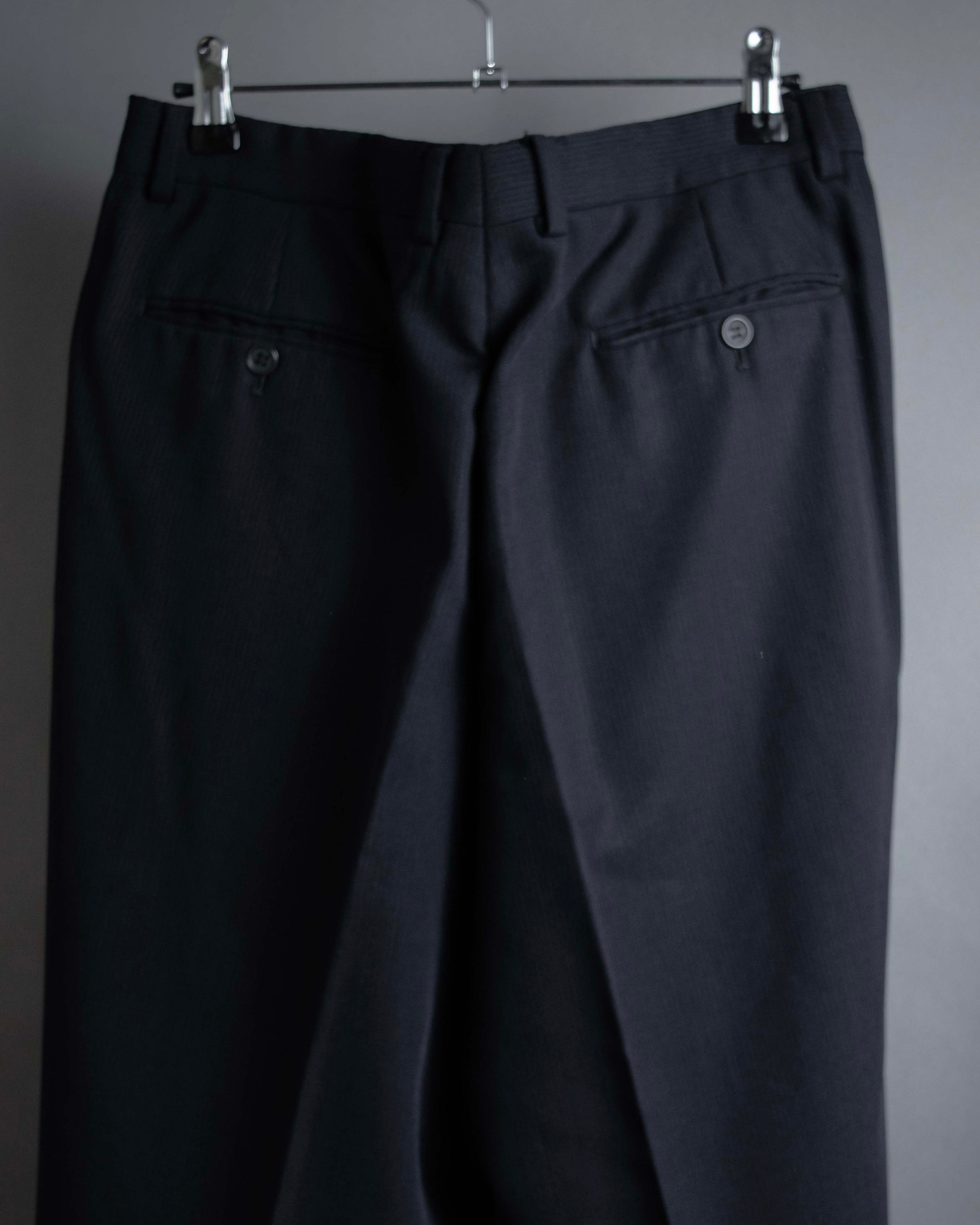 "GIORGIO ARMANI" LE COLLEZIONI line shadow stripe pattern set up