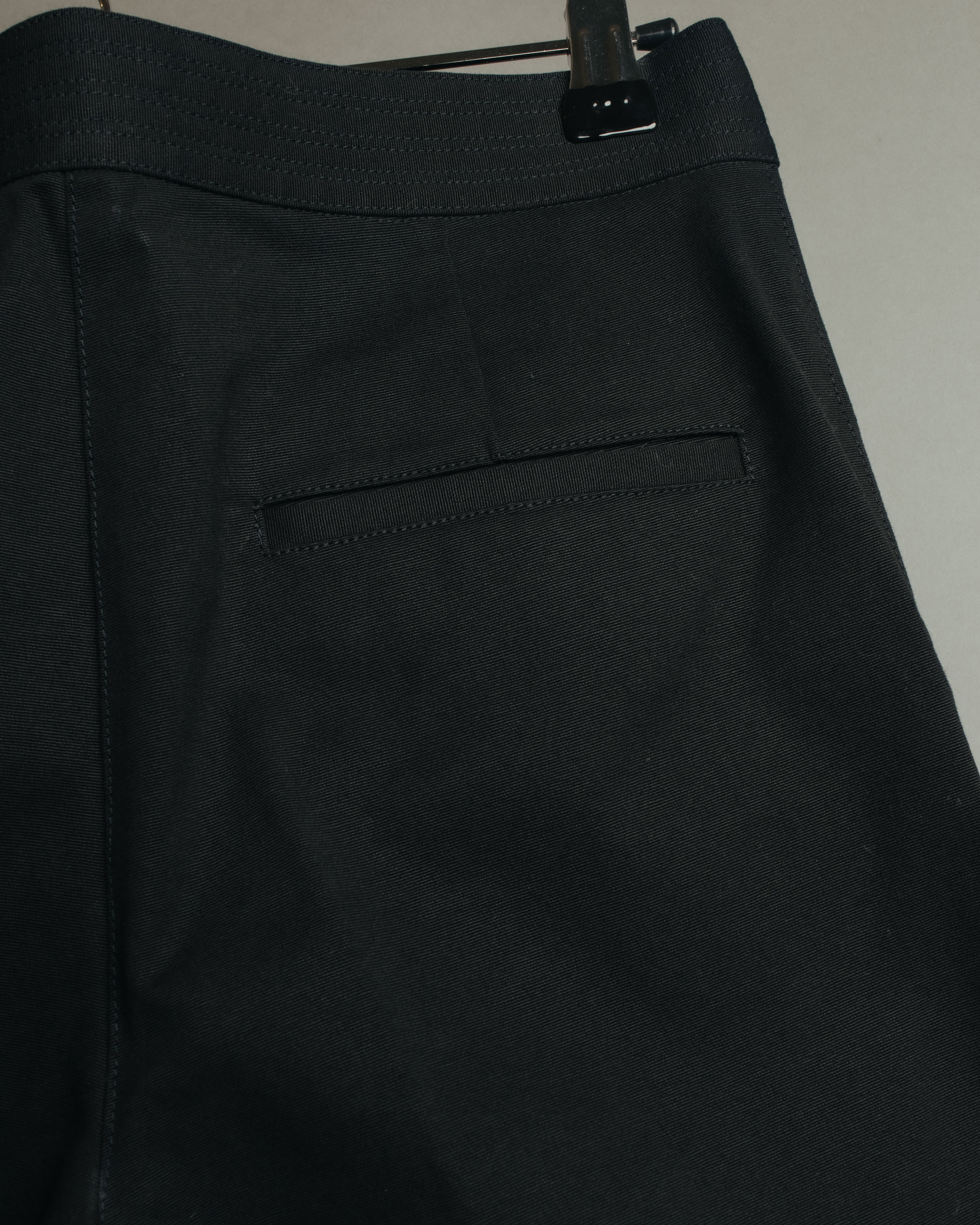 “CHANEL” 2004 Spring grosgrain straight trousers