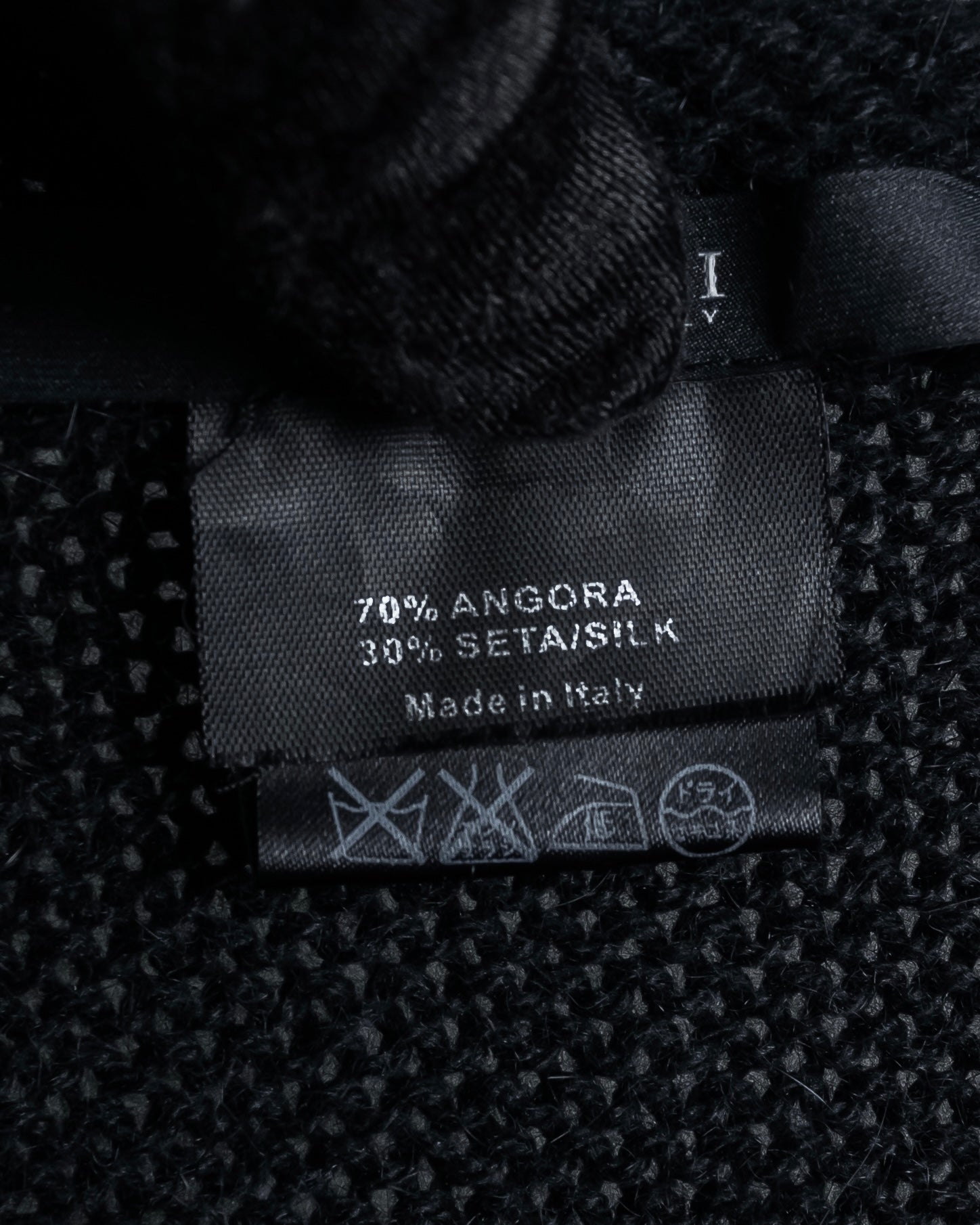 "GUCCI" Silky mix angora V-neck knit pullover