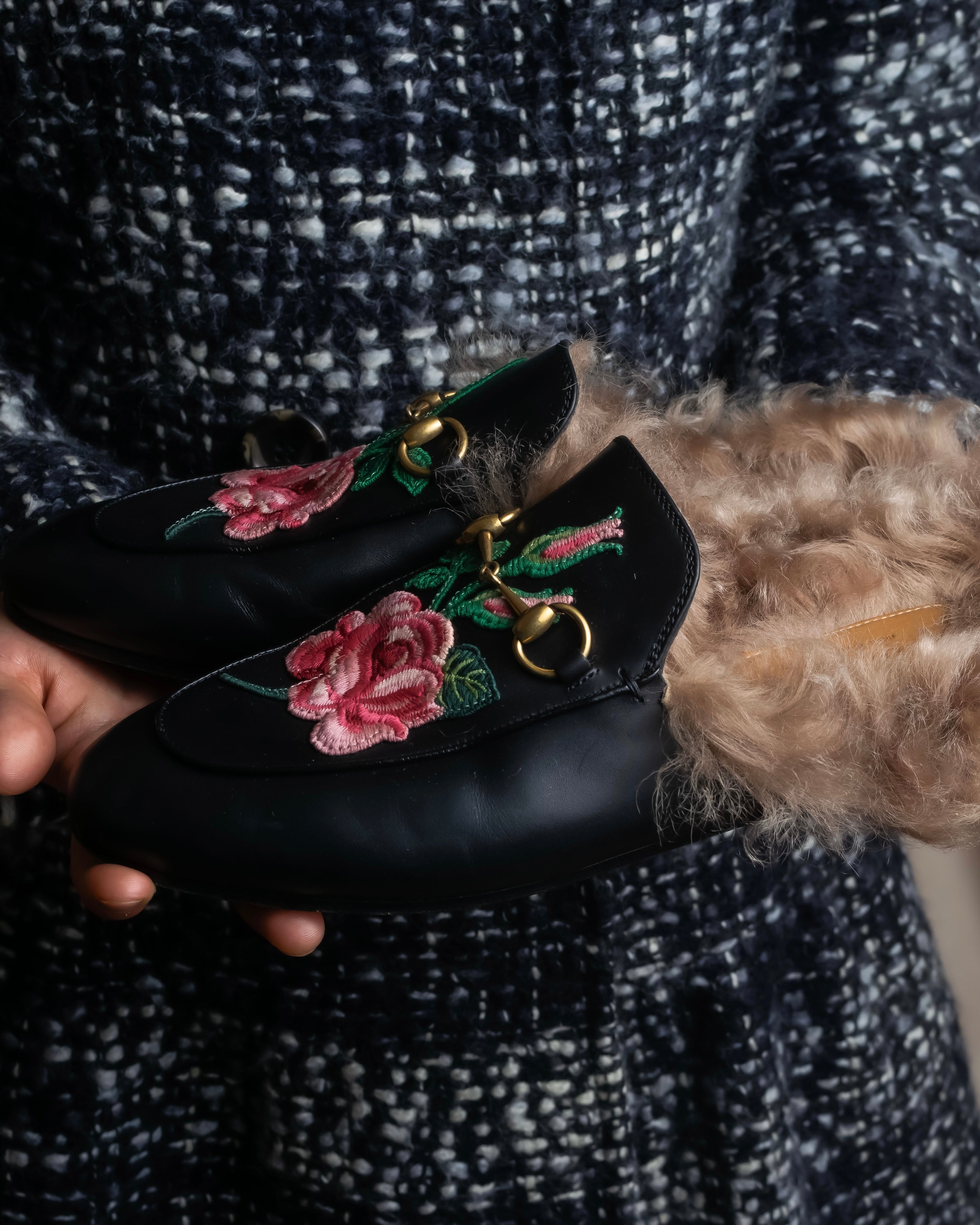 "GUCCI" Rose＆leaf embroidery princetown loafers