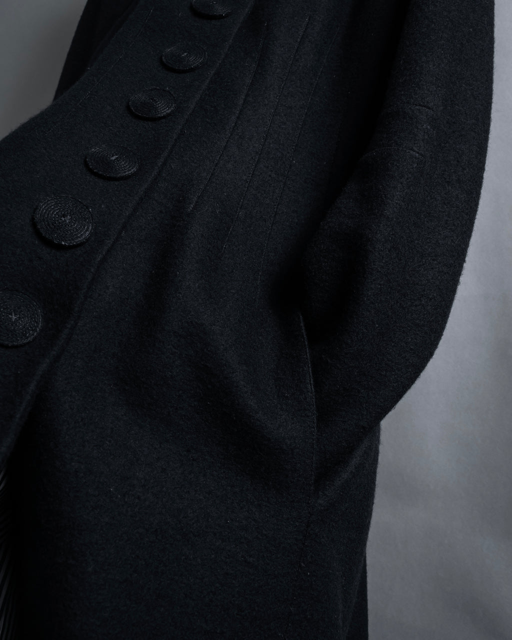 "Marc Jacobs" A soft flowing flared silhouette long coat