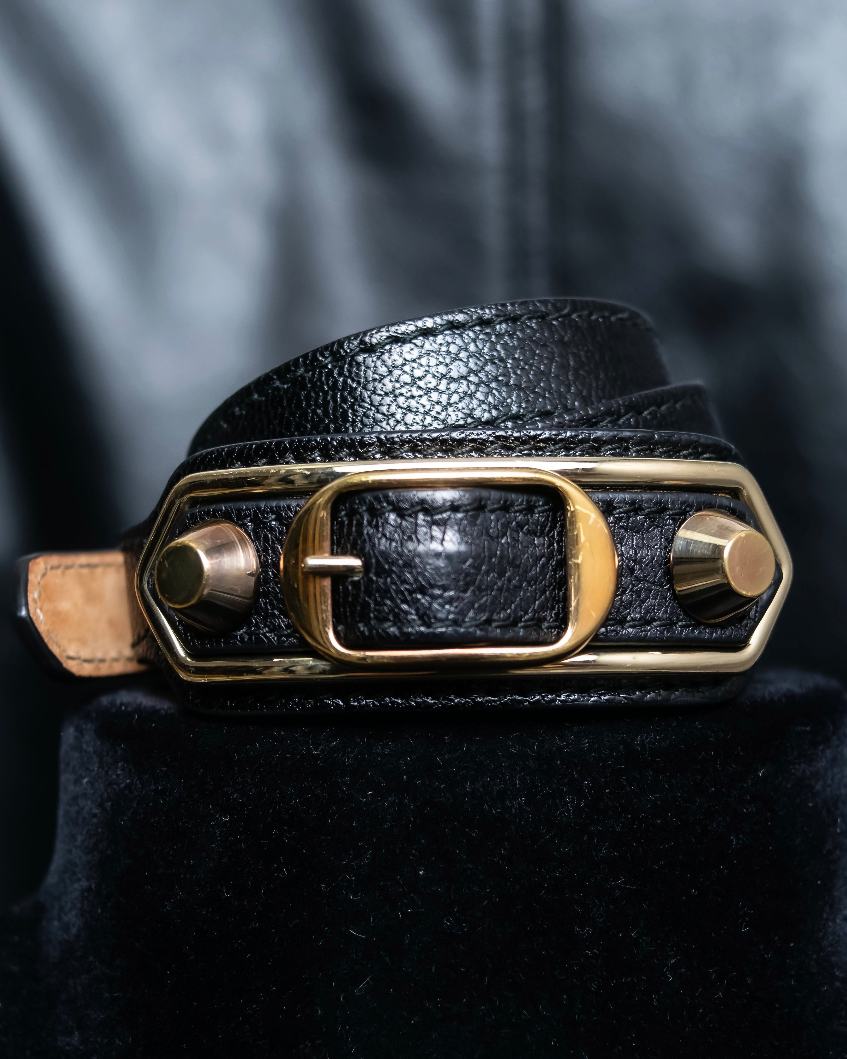 "BALENCIAGA" 3 layer  buckle design leather bracelet