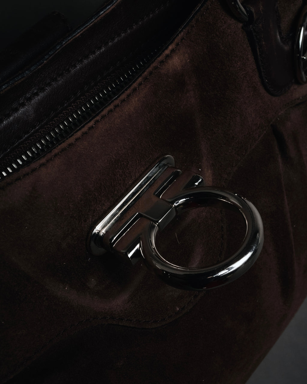 "Salvatore Ferragamo" 00’s suede gancini gathered bowling bag