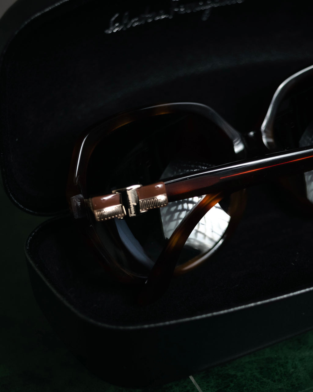 “Salvatore Ferragamo” 2010’s Havana acetate oversized sunglasses