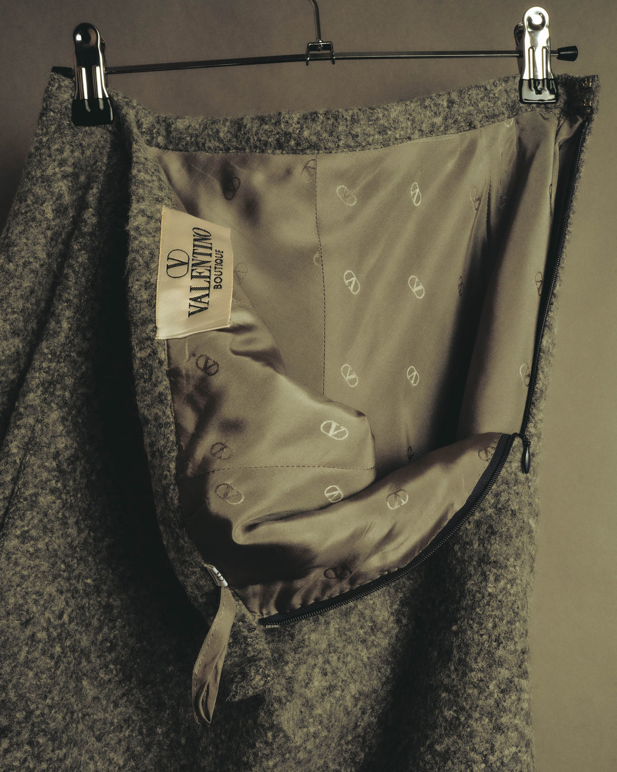 "VALENTINO BOUTIQUE" 80's Brushed alpaca skirt suit