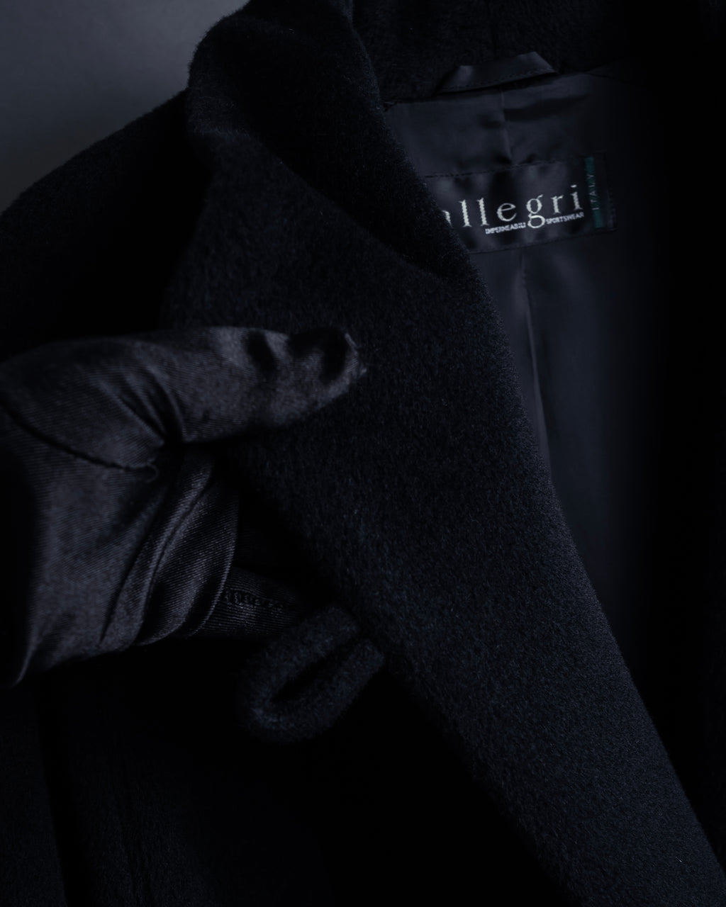 "allegri" Crossover design 2-way collar wool coat