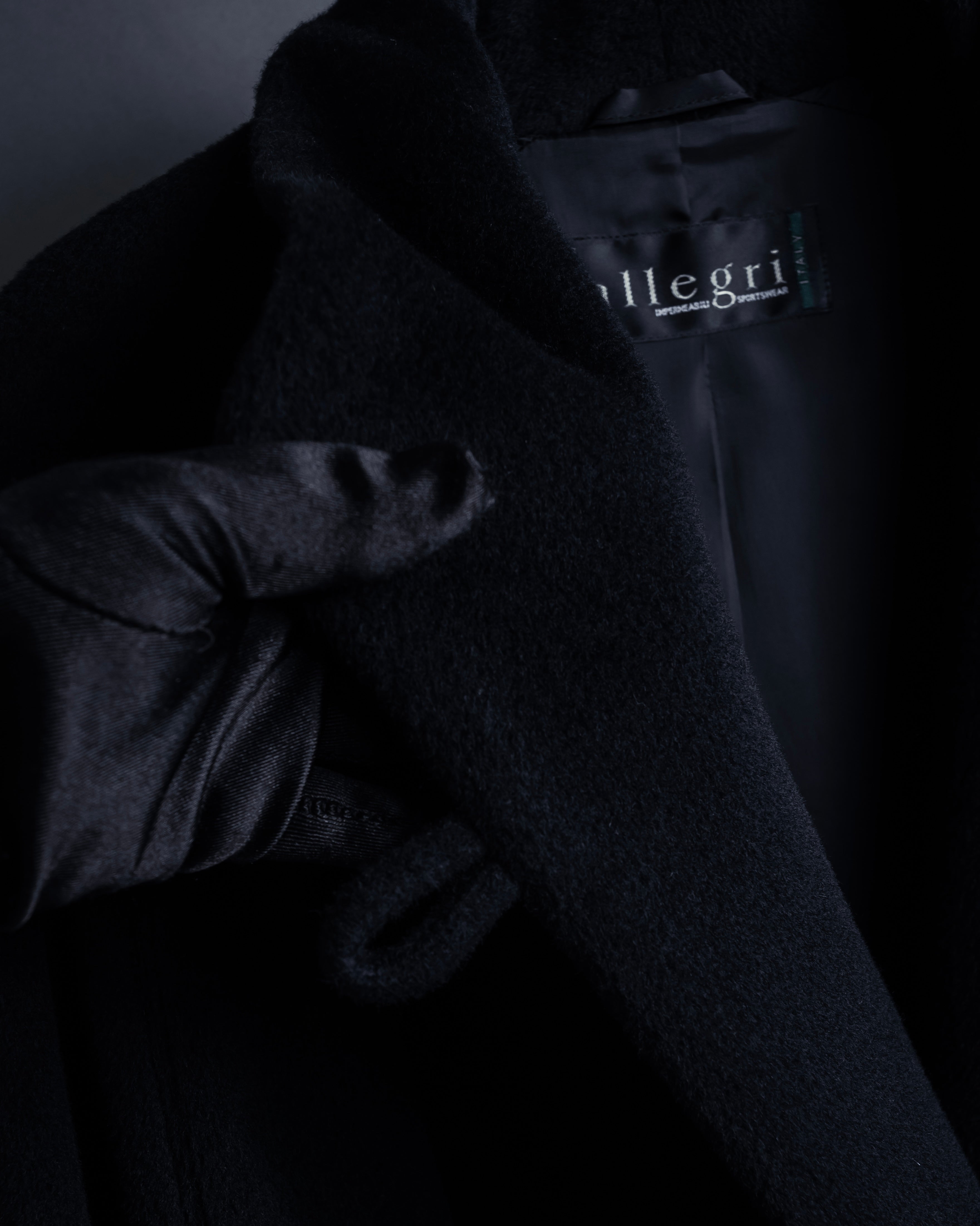 "allegri" Crossover design 2-way collar wool coat