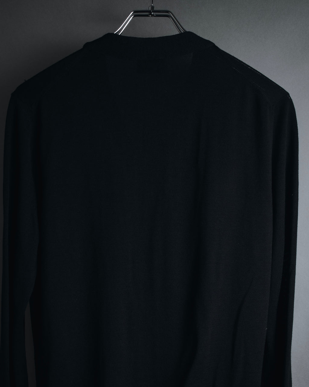 "JIL SANDER" 10’s minimalist satin covered buttons
wool cardigan