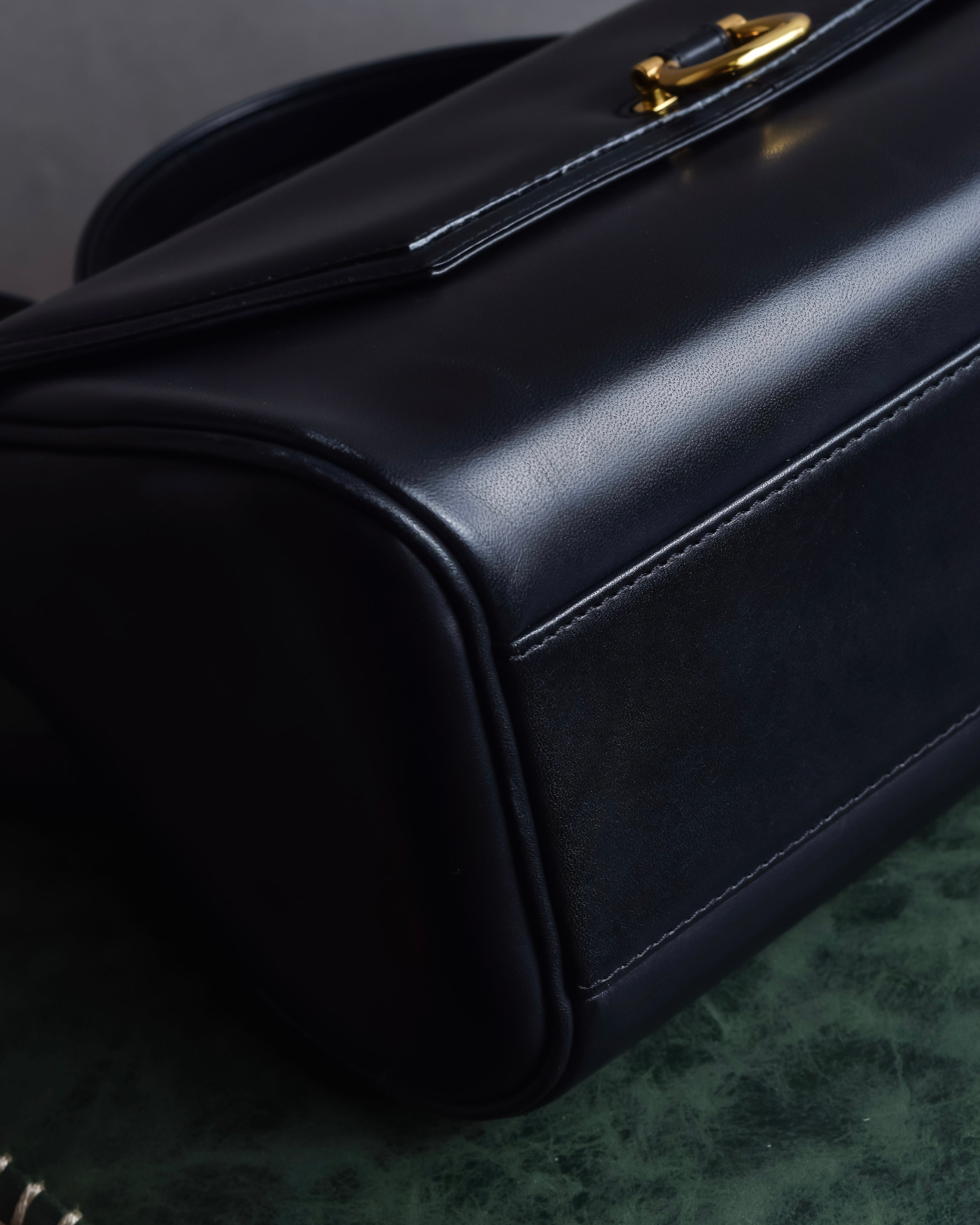 "PIERRE BALMAIN" Horizontal design grain leather 2way shoulder bag