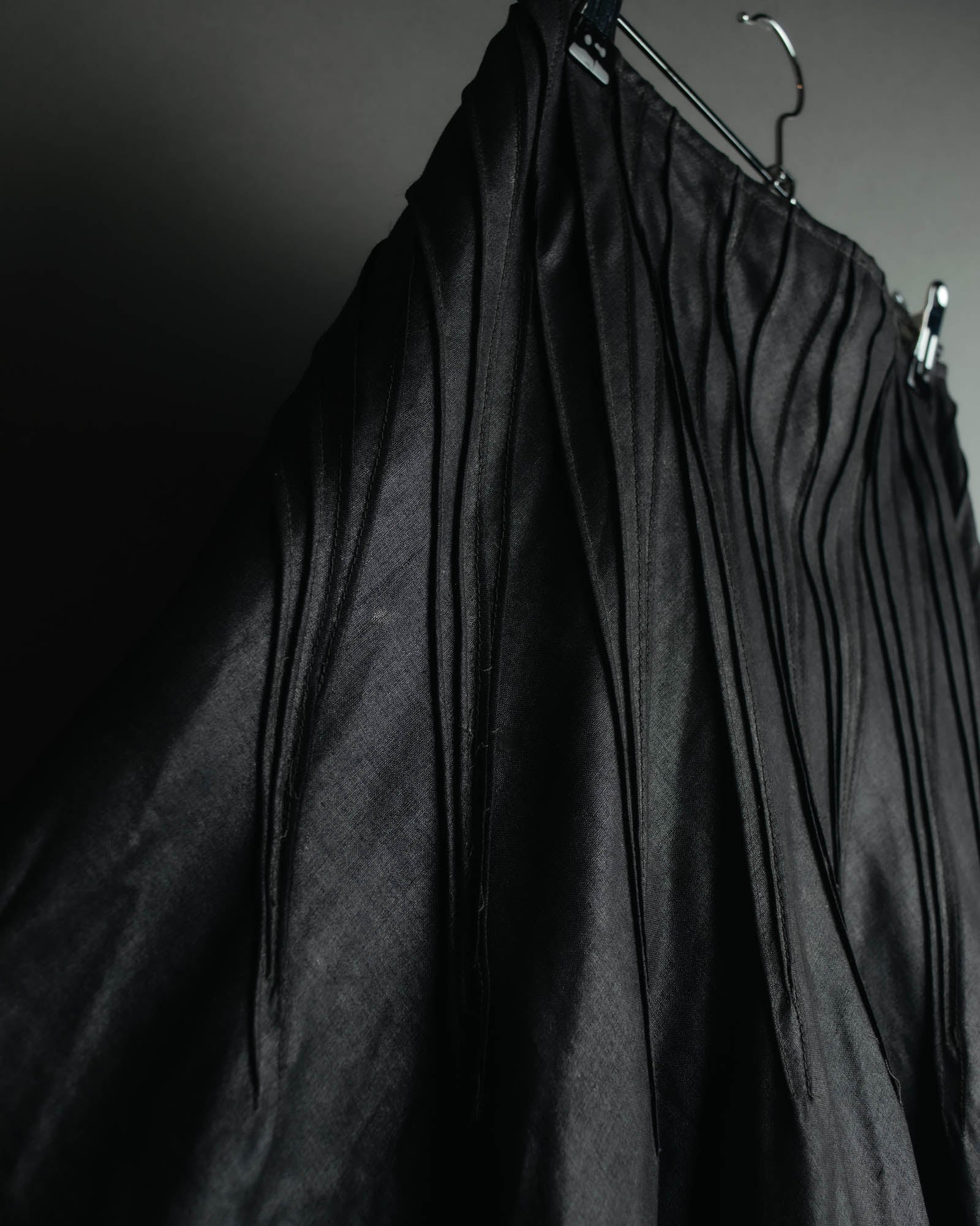 "JUNYA WATANABE COMME des GARÇONS" 00's Glossy raw hem flared long skirt