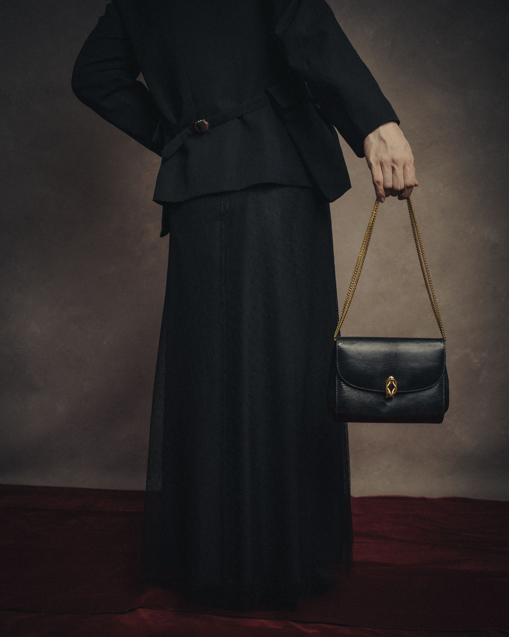 –SPECIAL– “GUCCI” 80’s crest chain shoulder bag