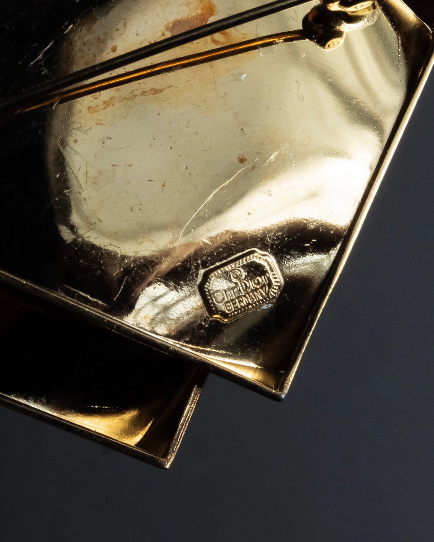 "Christian Dior" Double square design gold brooch