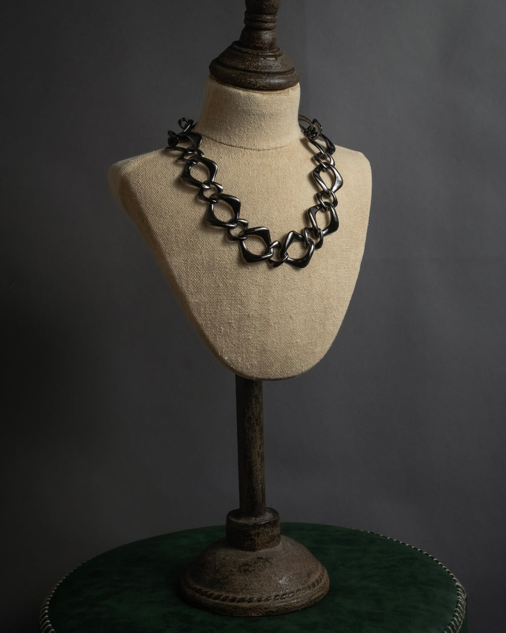 "YVES SAINT LAURENT" Sculptural link chain necklace