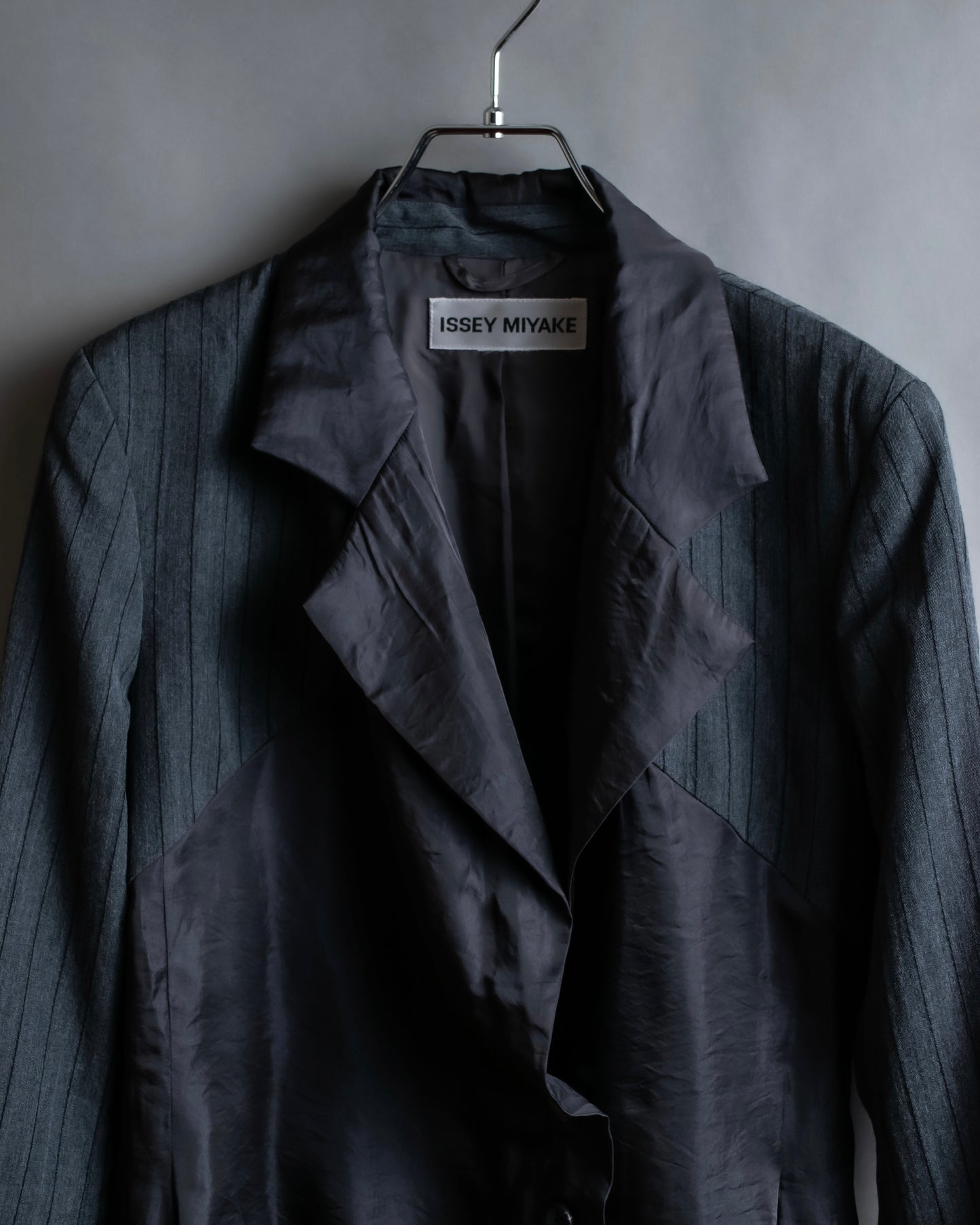 "ISSEY MIYAKE" Different material switching design shape pattern tailored jacket