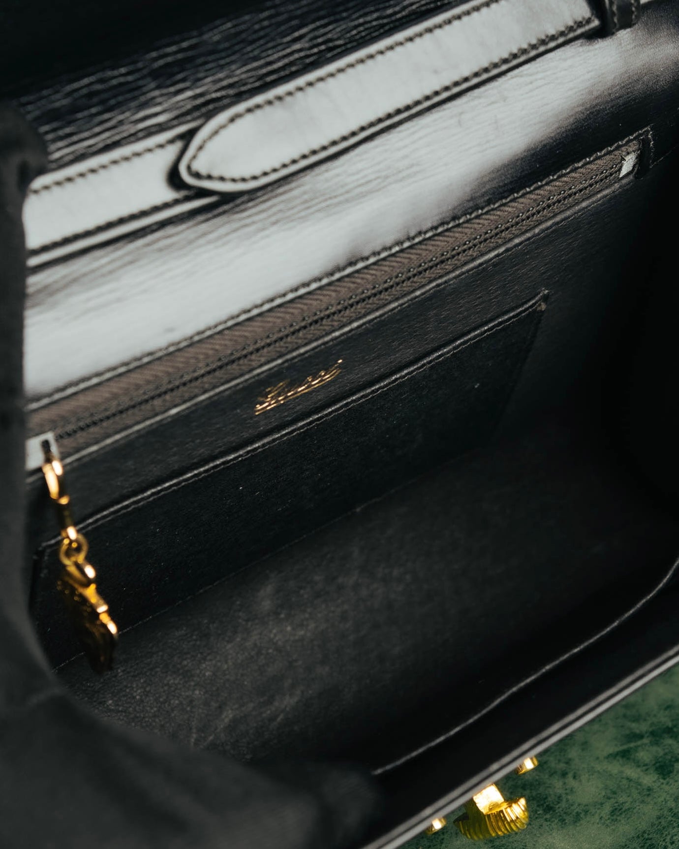 “GUCCI” 80’s-90’s Rope clasp leather shoulder bag