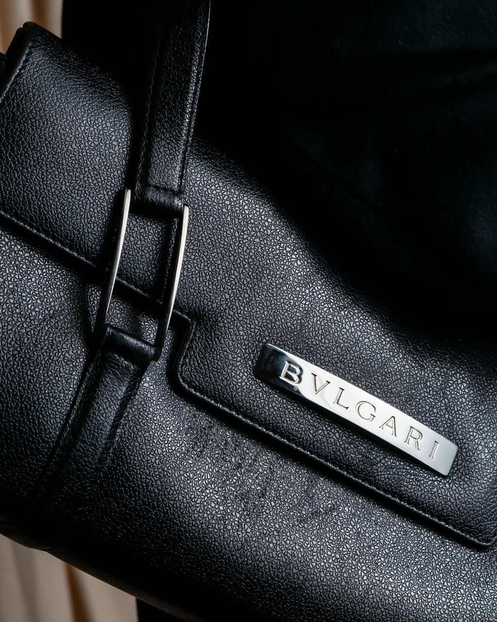 "BVLGARI" Horizontal form engraved logo leather bag