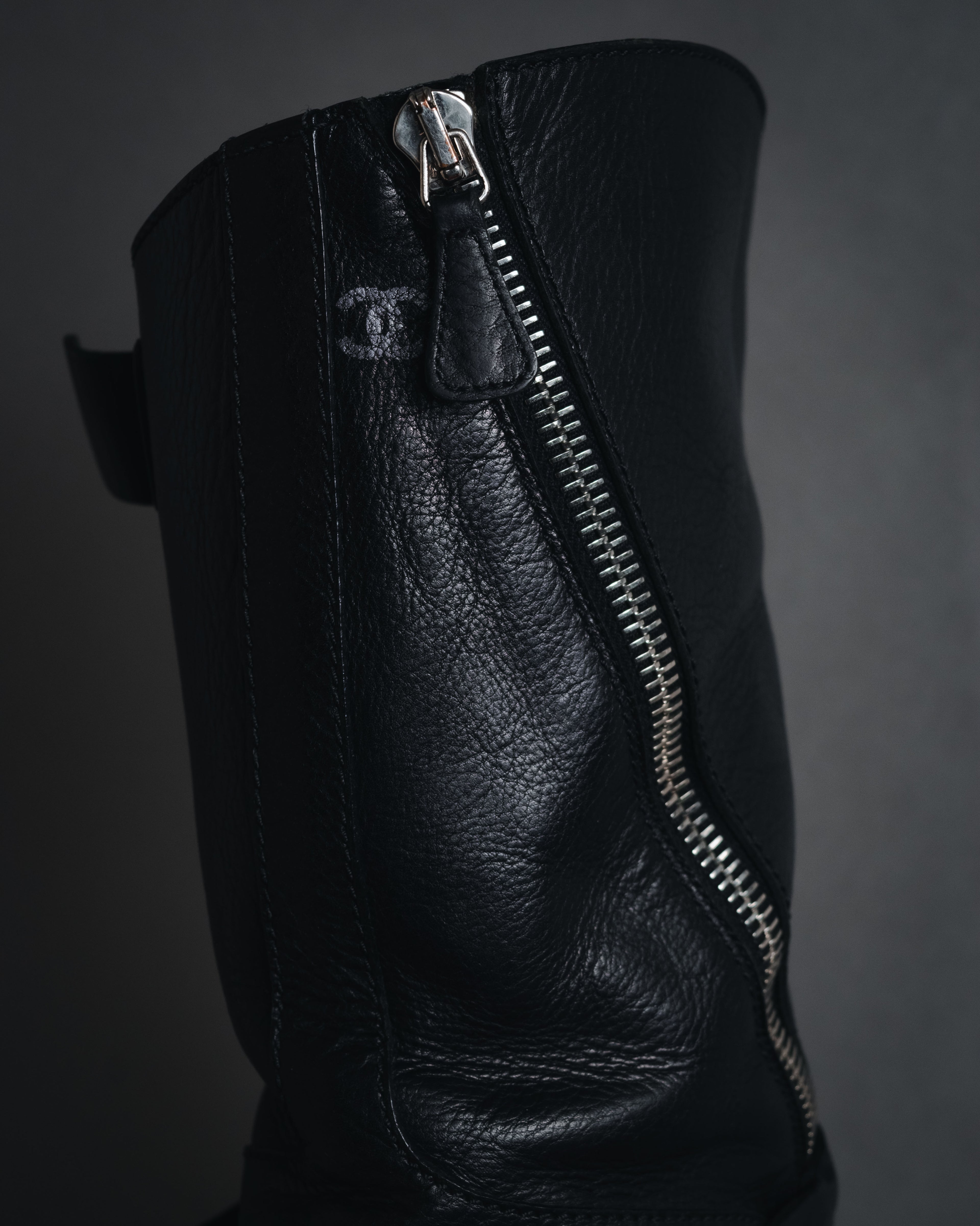 "CHANEL" 2006-12 Double-buckle leather engineer boots