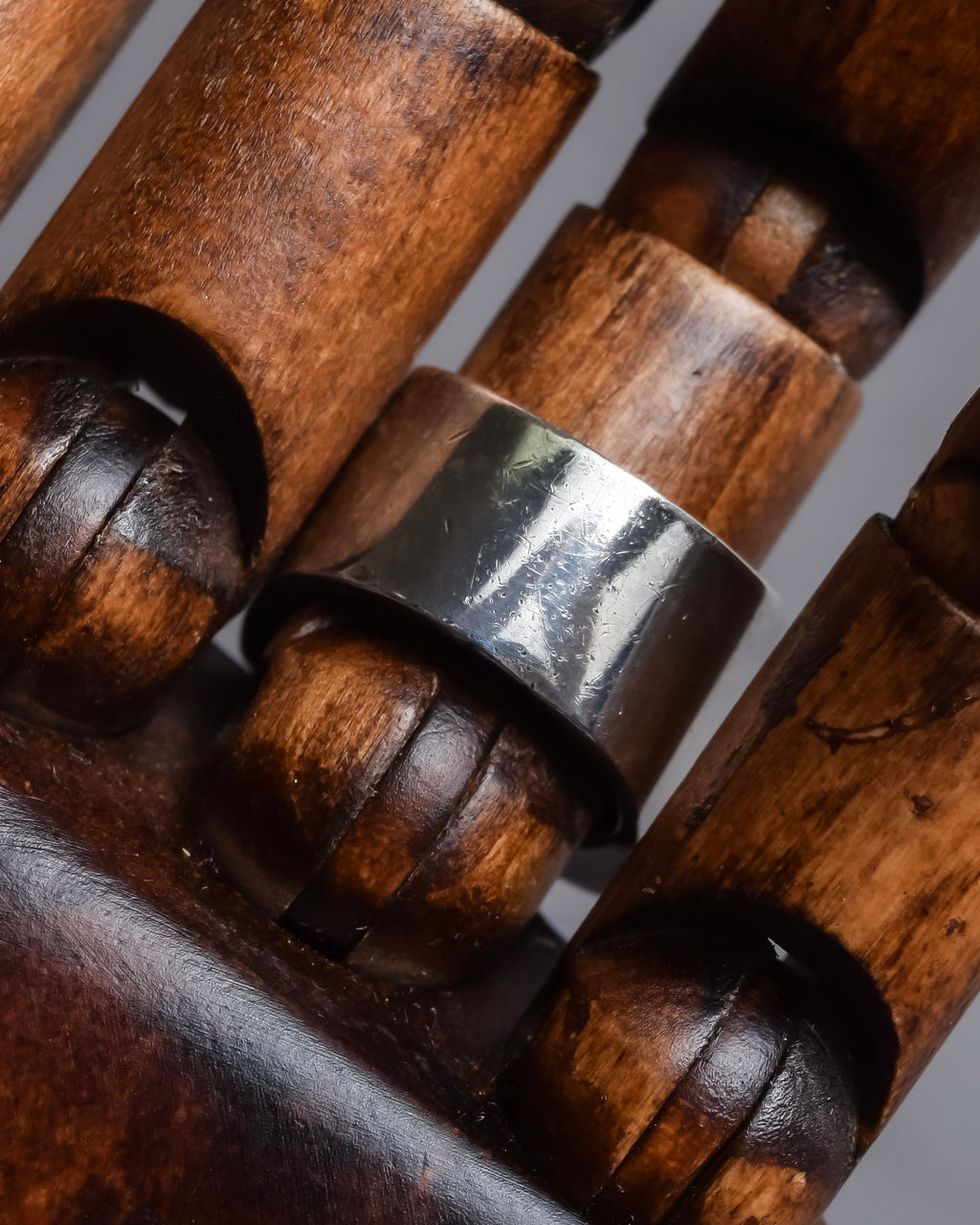 "GUCCI" Hammered texture square dome silver ring