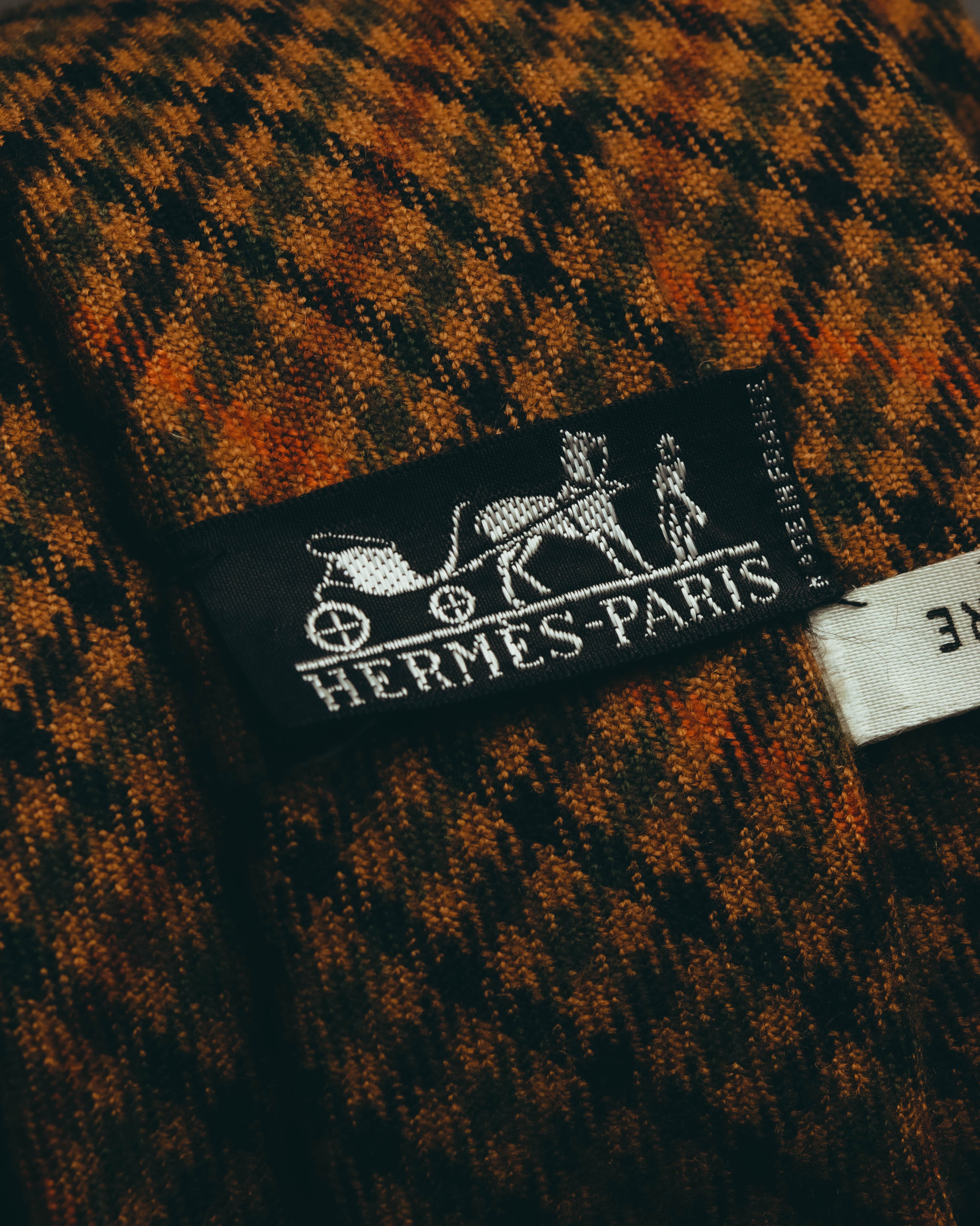 -SPECIAL- “HERMÈS” 70’s-90’s Glen plaid cashmere tie