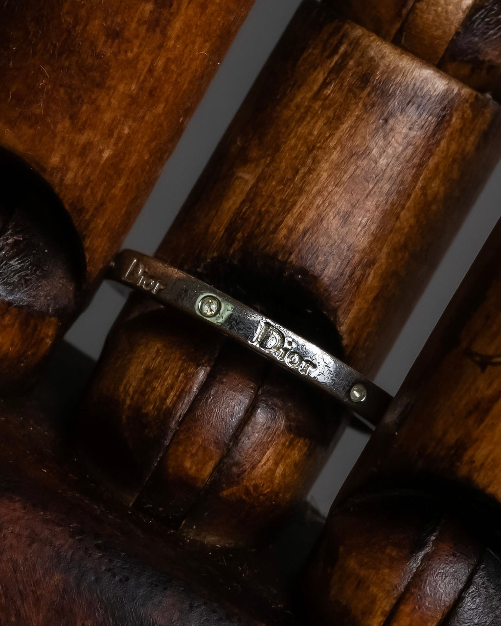 "DIOR" Logo engraved narrow silver ring