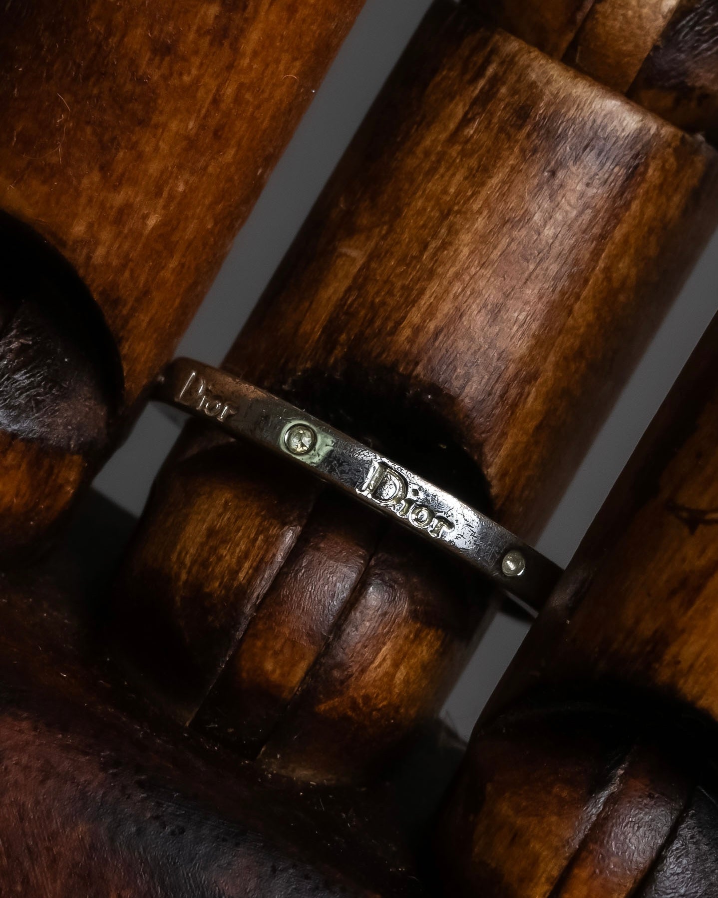 "DIOR" Logo engraved narrow silver ring