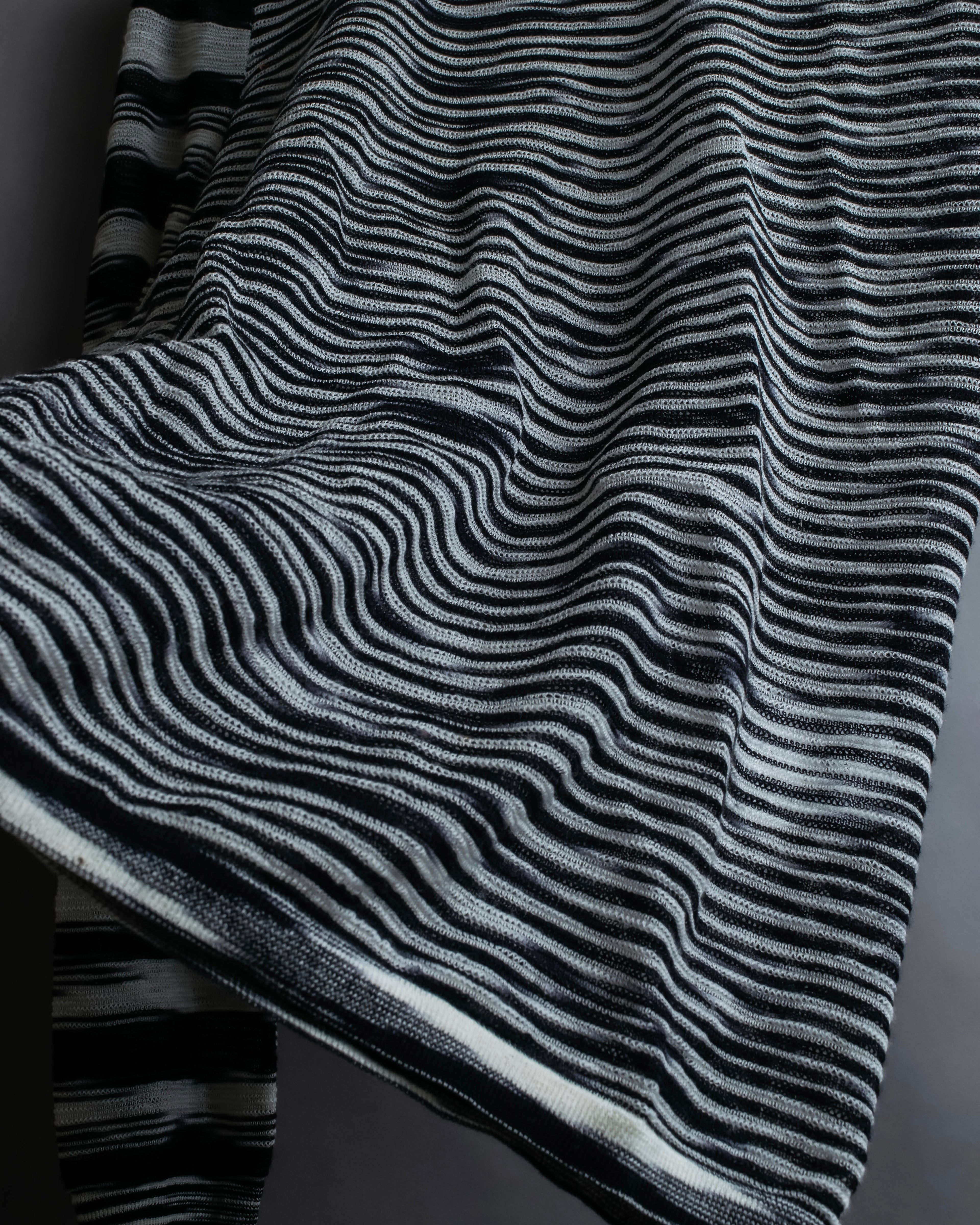 "MISSONI" Multi border pattern box silhouette knit