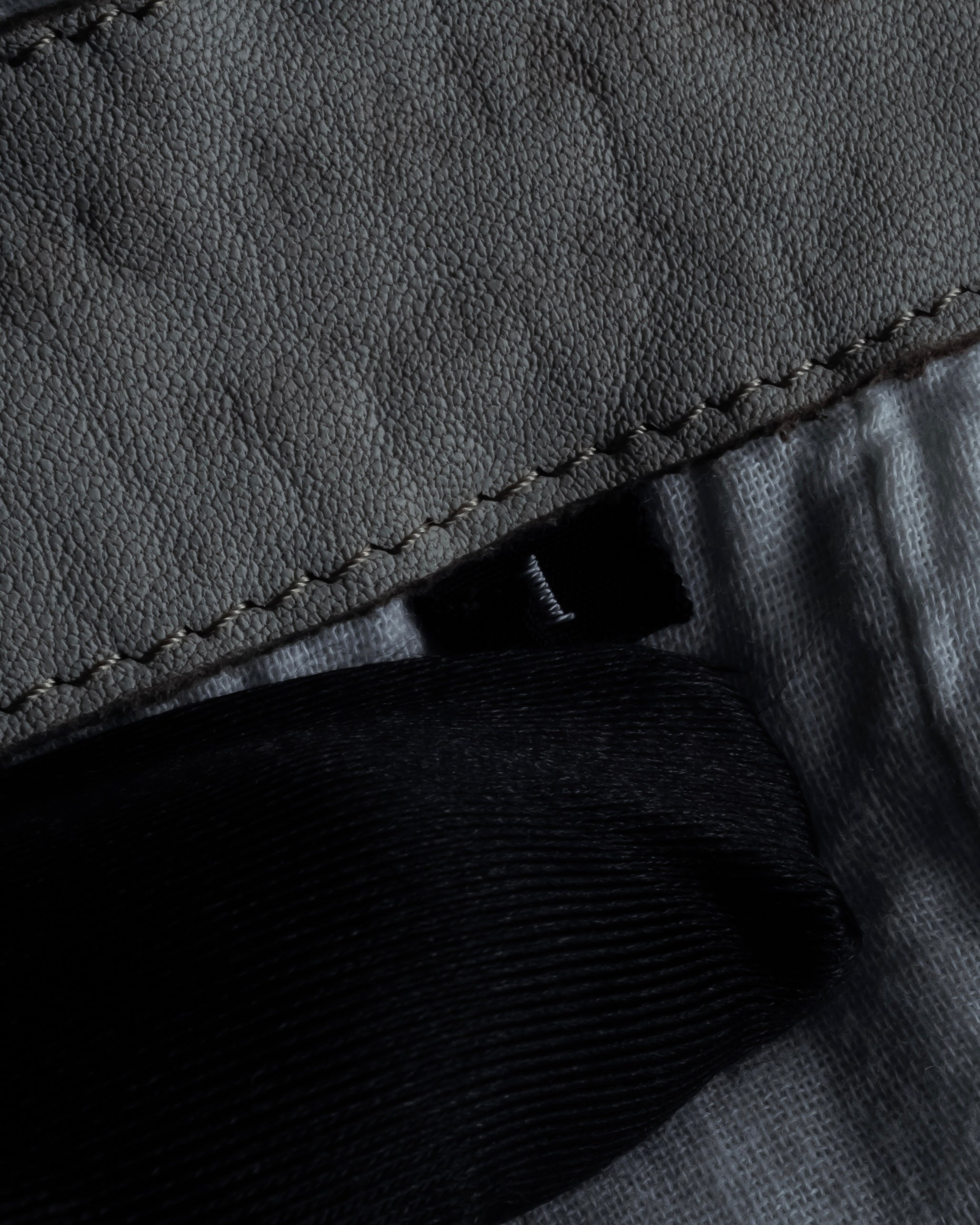 "ISAMU KATAYAMA" Dart-shaped deer leather shirt jacket