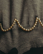 "Theatre PRODUCTS" 00's-10's Pearl embellished wool v-neck knit sweater