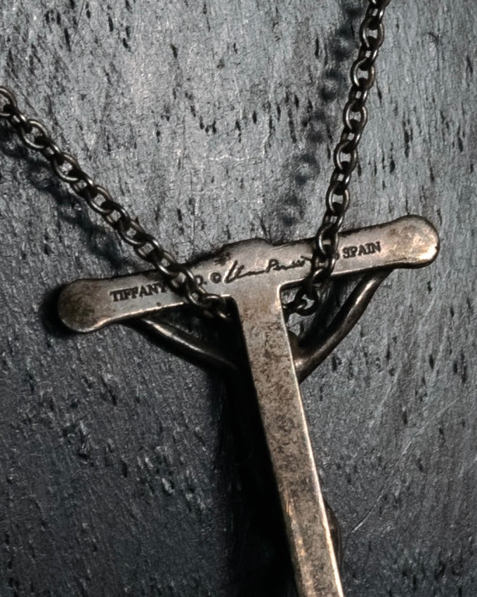 “TIFFANY & CO.” 90’s-00’s Peretti sculpted crucifix pendant