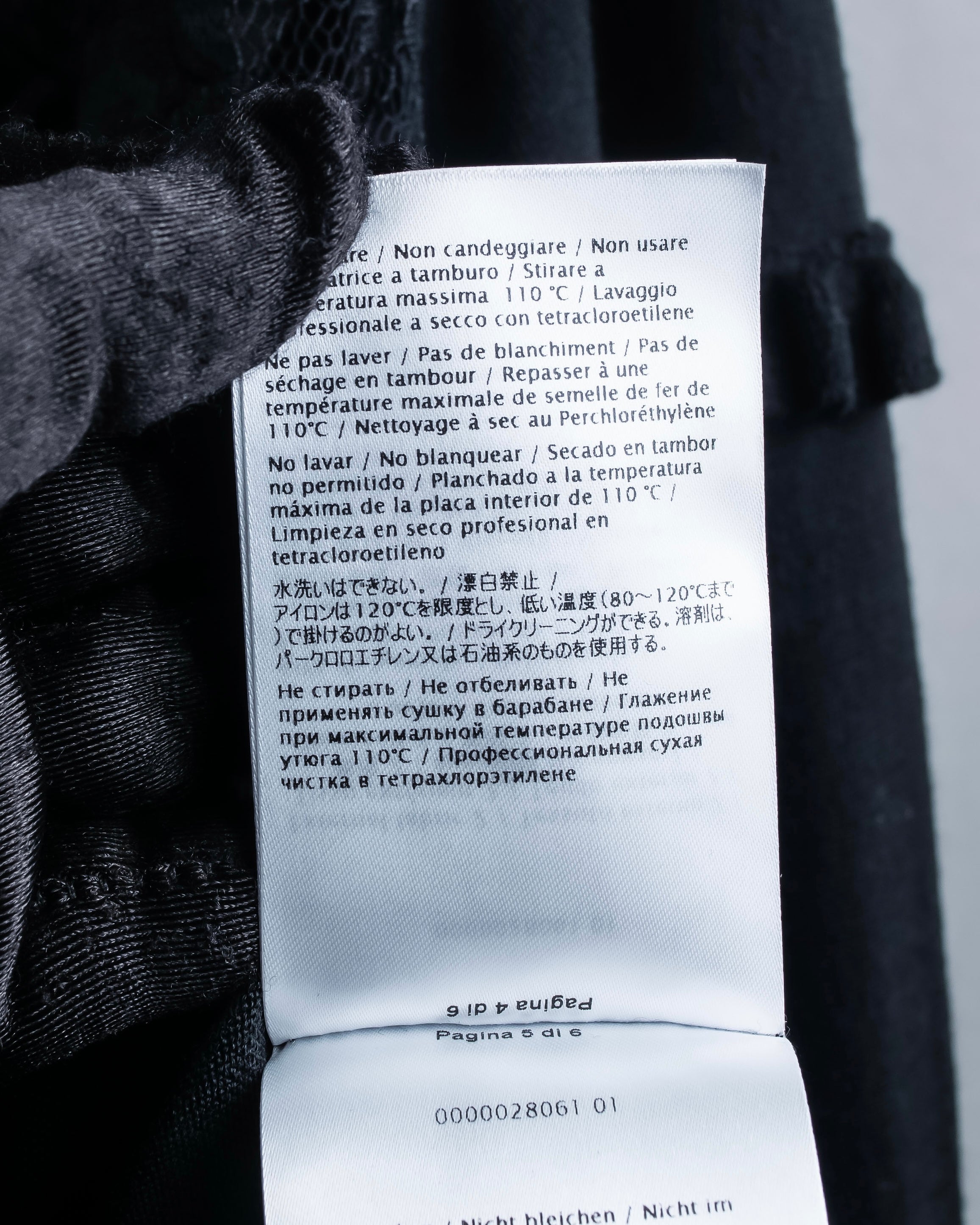 "VALENTINO" Ruffle＆lace design black knit