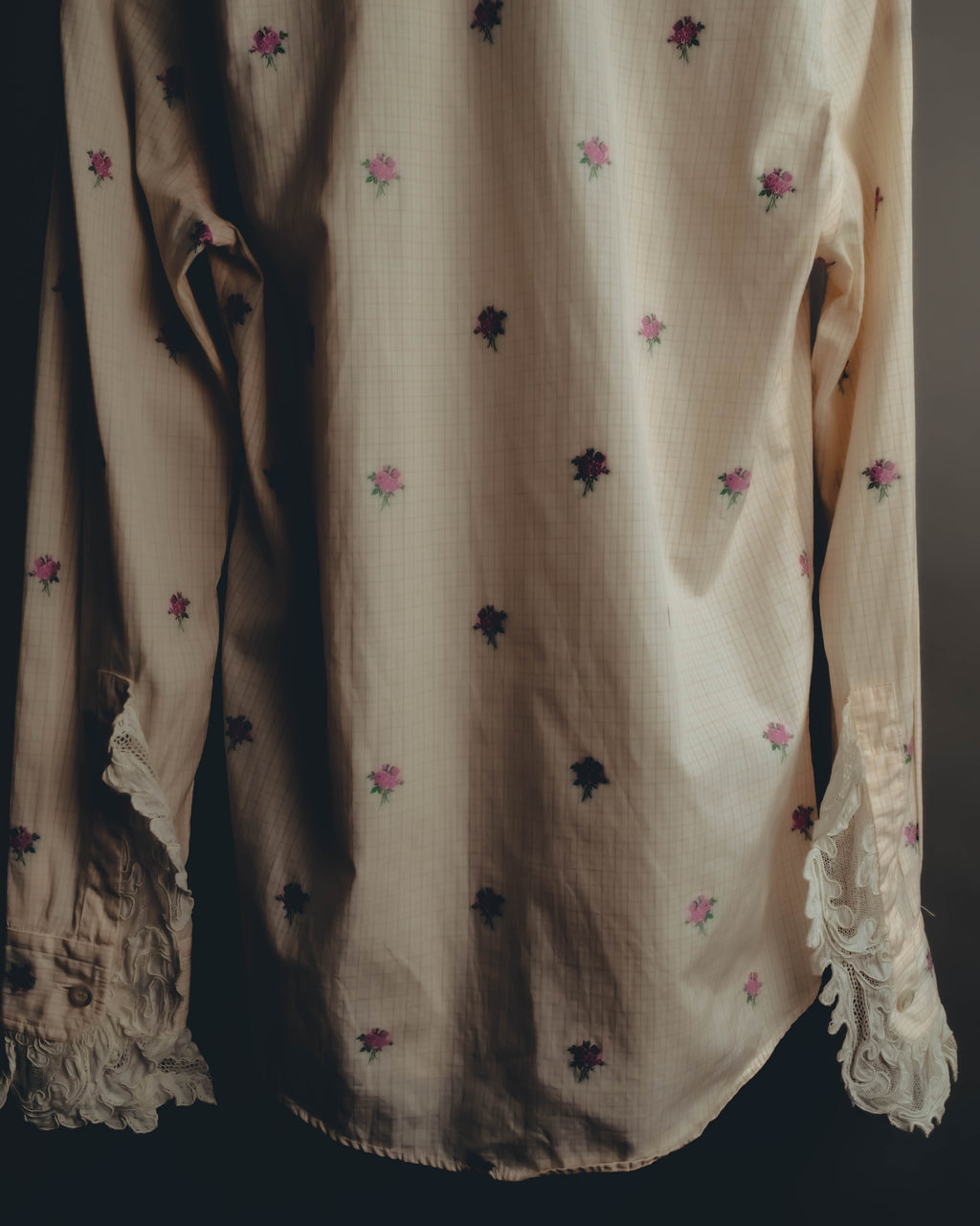 "GUCCI" 2010's-20's Romantic embroidered lace blouse