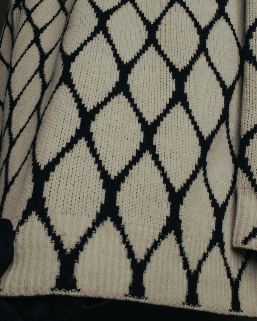 "VALENTINO" 20's Oversized diamond jacquard turtleneck knit sweater