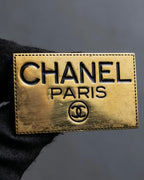 "CHANEL" Logo engraved gold plate brooch
