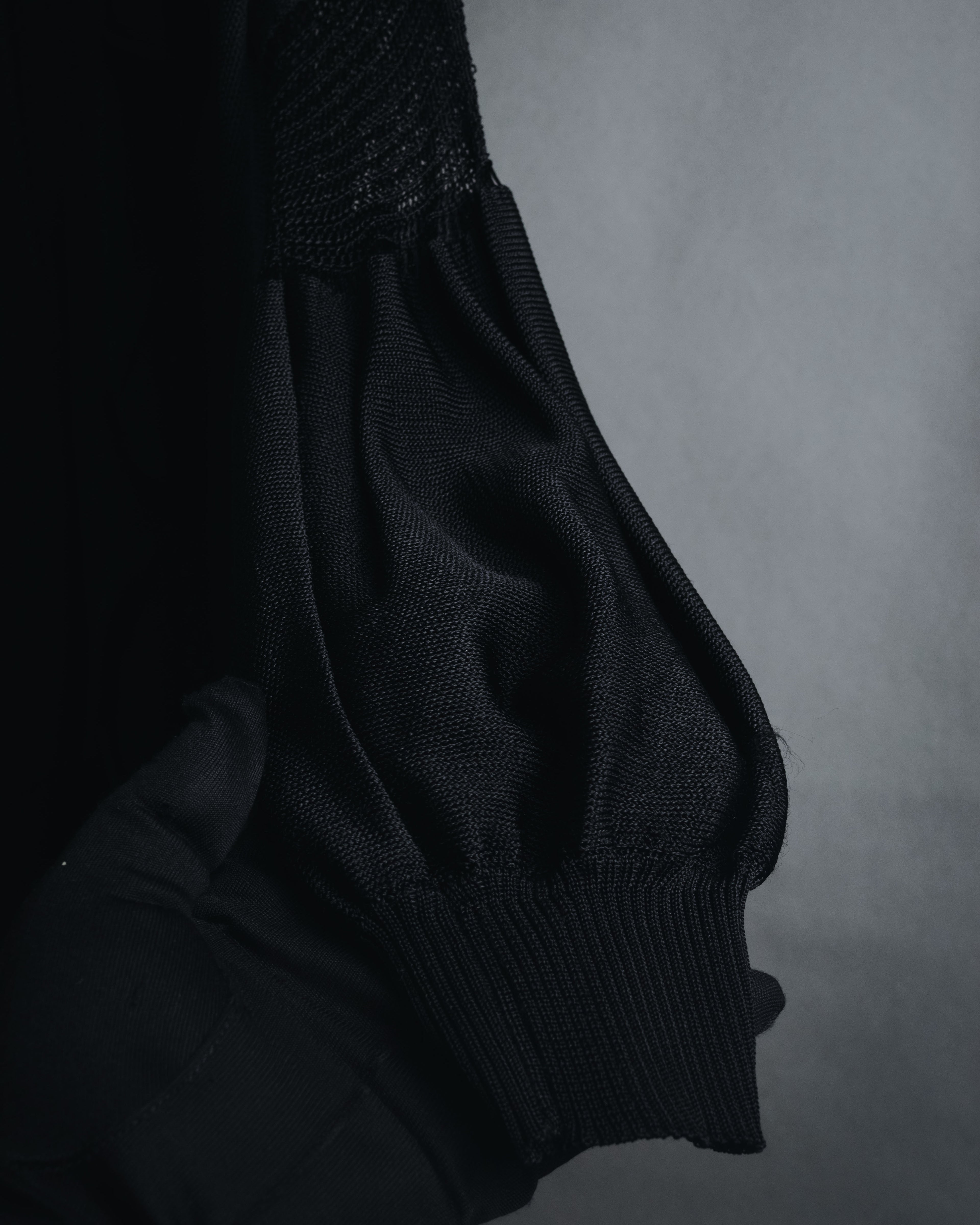 "Christian Dior BOUTIQUE" 2007’s draped viscose mesh-panel pullover