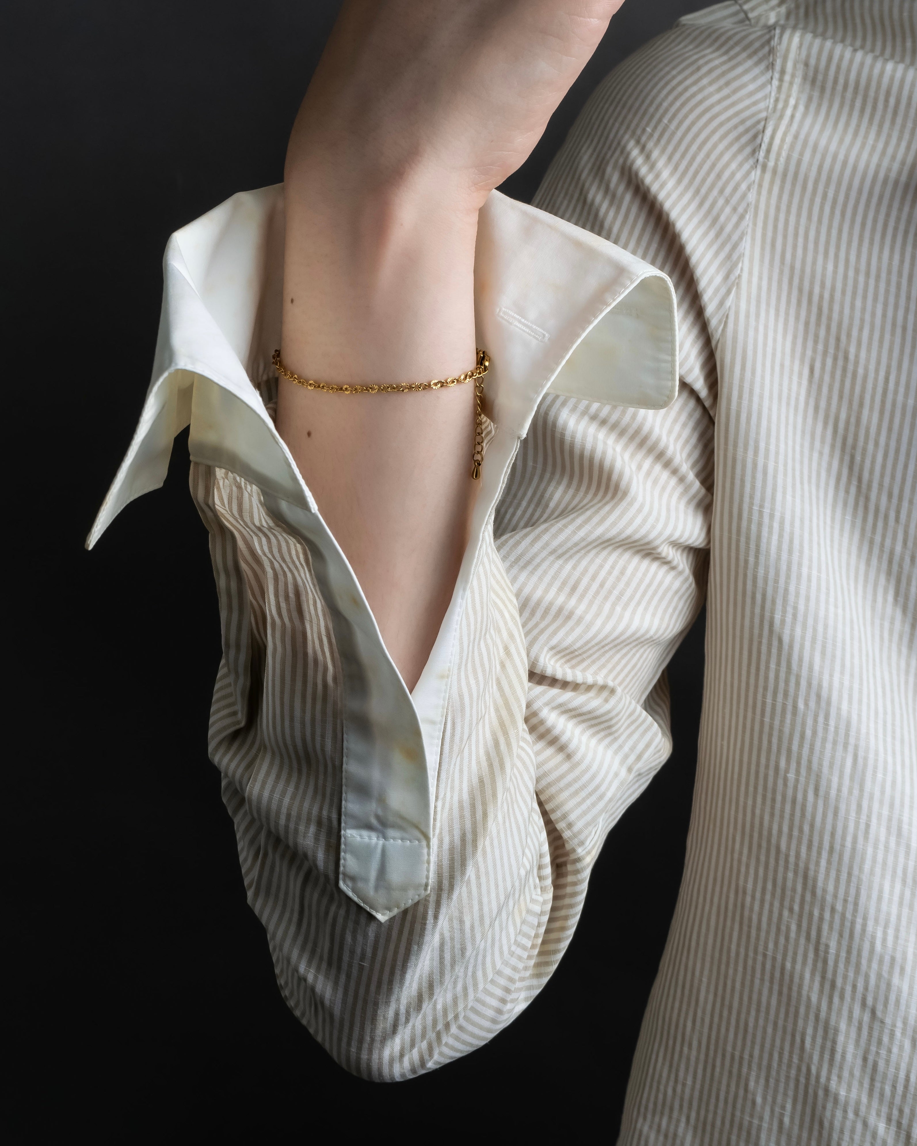 "LOUIS VUITTON" Ribbon frill design regular collar shirt