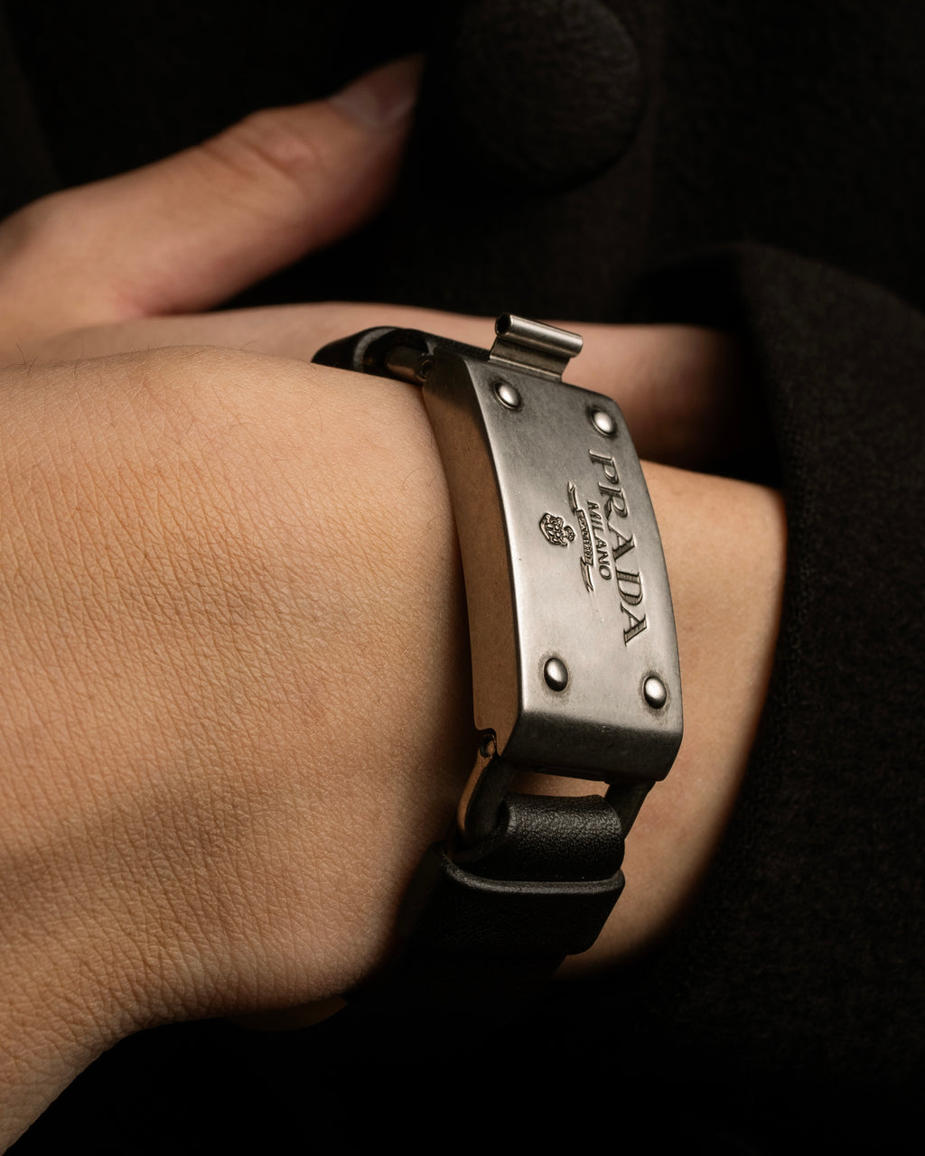 "PRADA" Logo engraved metal plate design leather bracelet