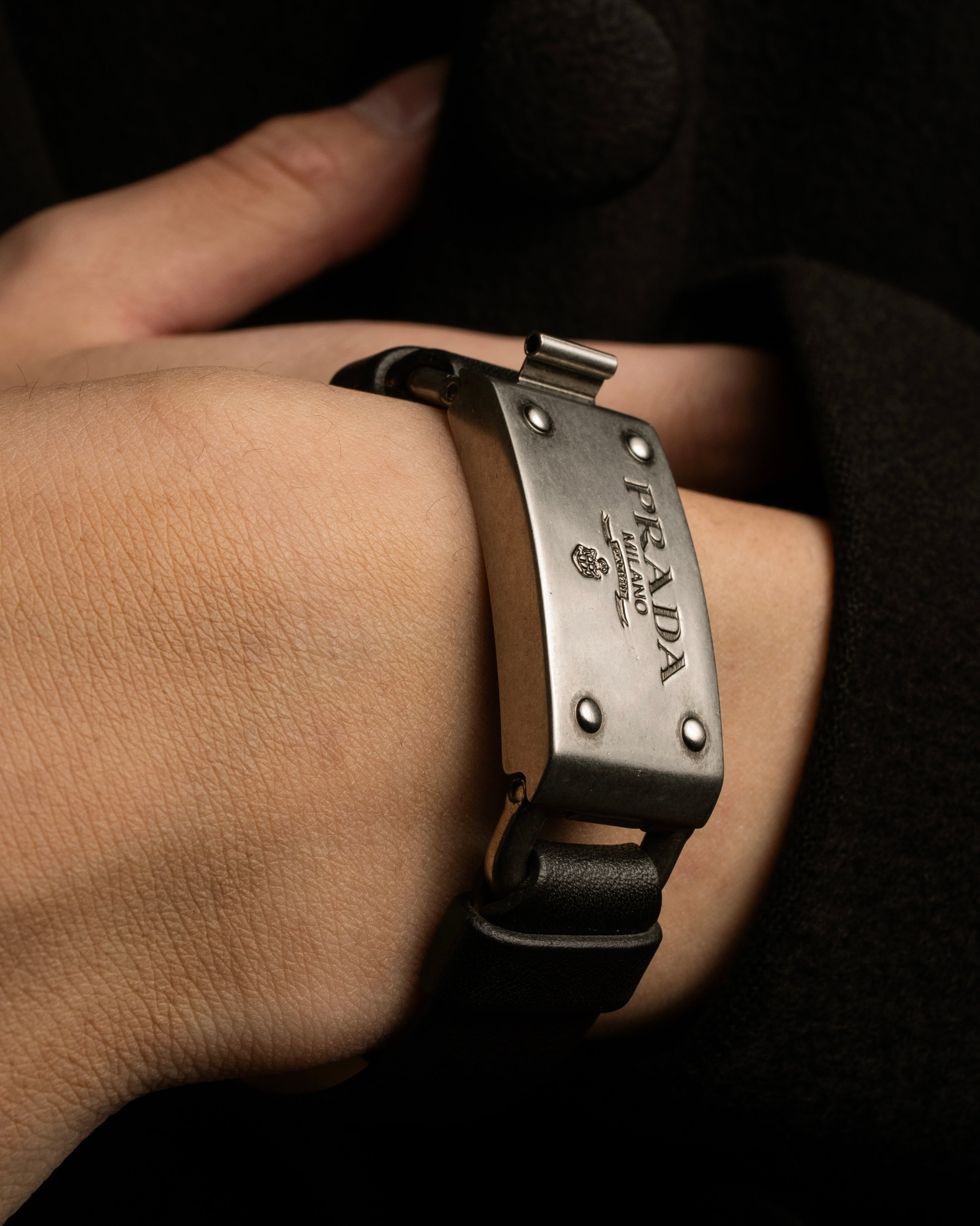 "PRADA" Logo engraved metal plate design leather bracelet
