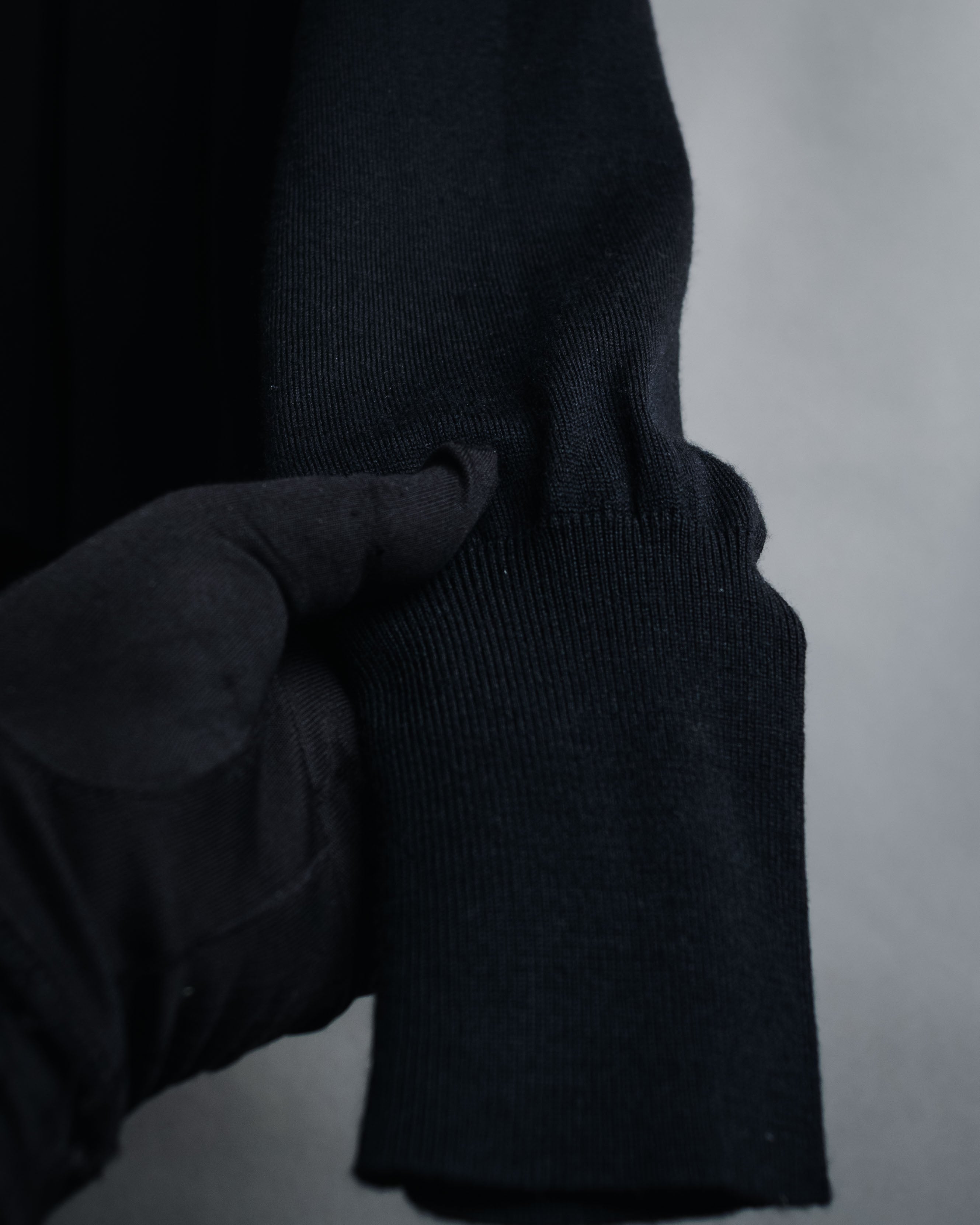 "Chloe" 2020 Lace-trimmed v-neck knit top