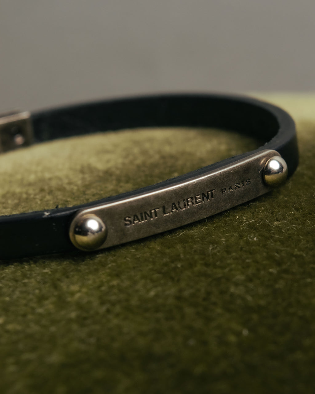"Saint Laurent" 10's ID metal plate leather bracelet