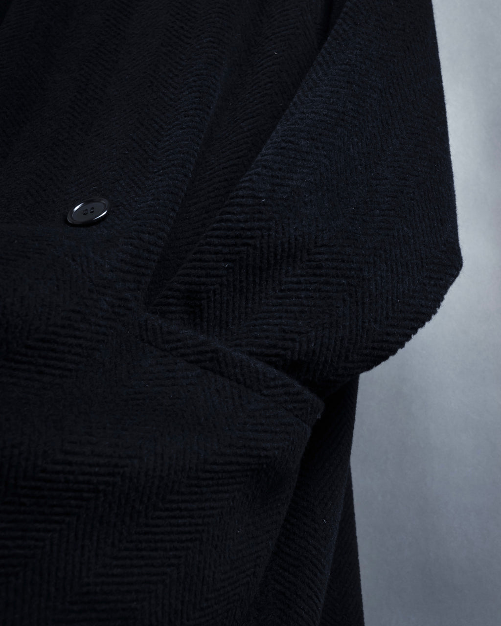 -SPECIAL- "YVES SAINT LAURENT"
80's-90's Raglan sleeves 100% angora stand collar coat