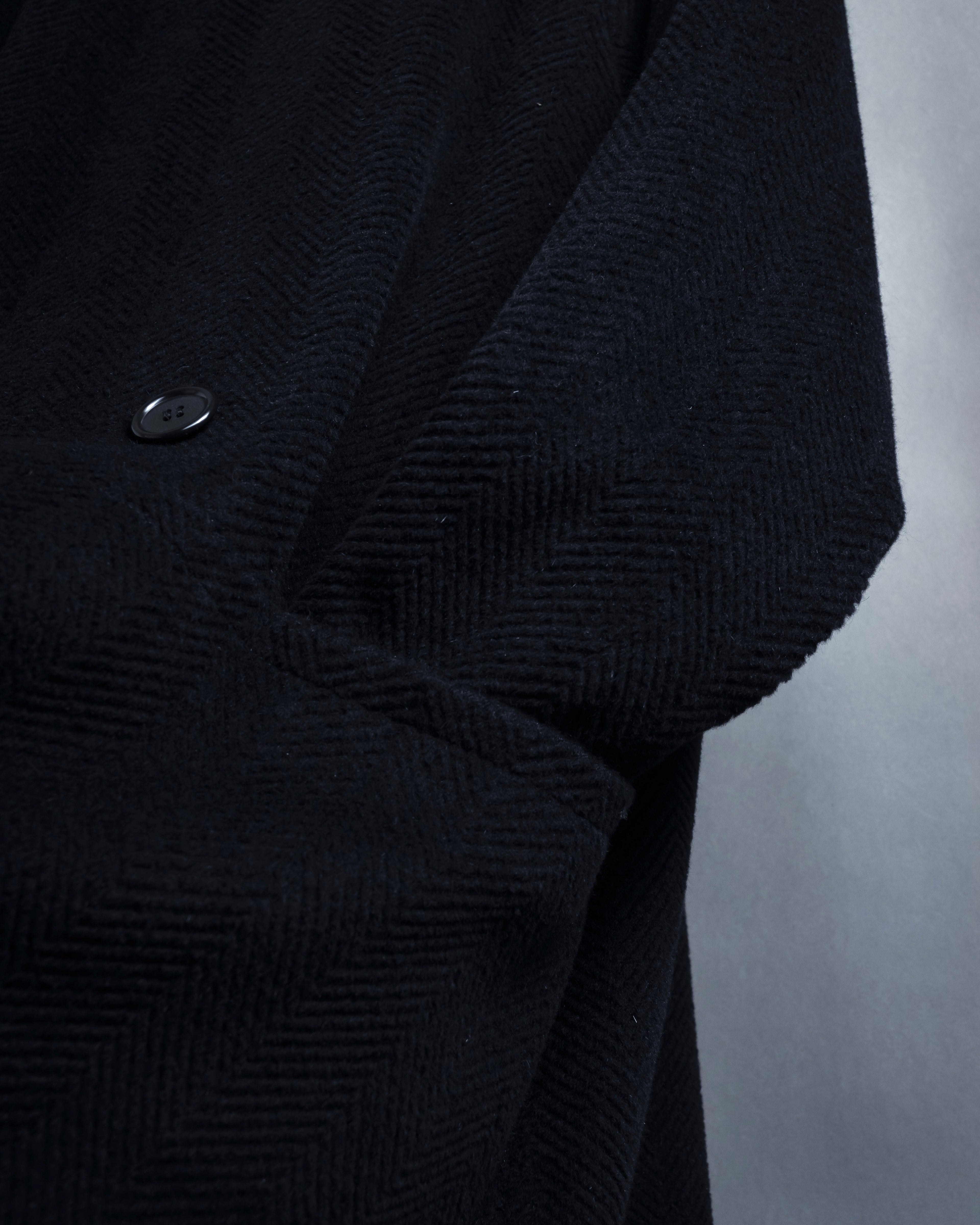 -SPECIAL- "YVES SAINT LAURENT"
80's-90's Raglan sleeves 100% angora stand collar coat