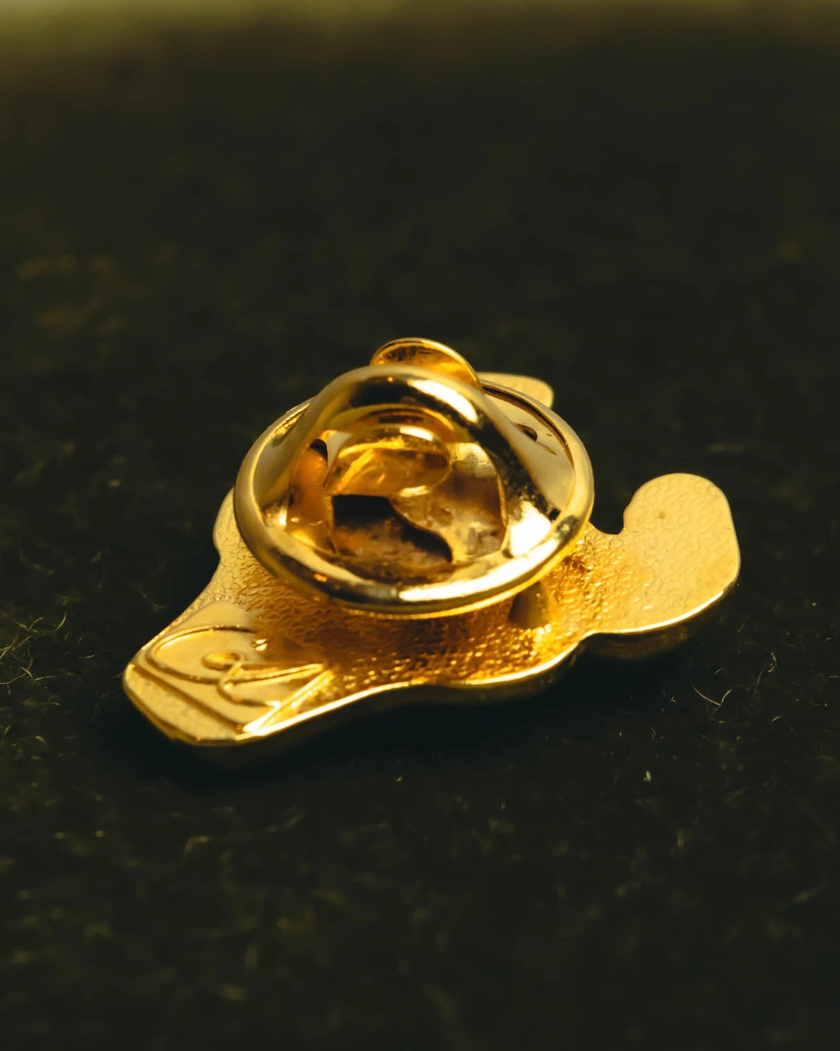 "Crédit Agricole" 90's Gold bull lapel pin