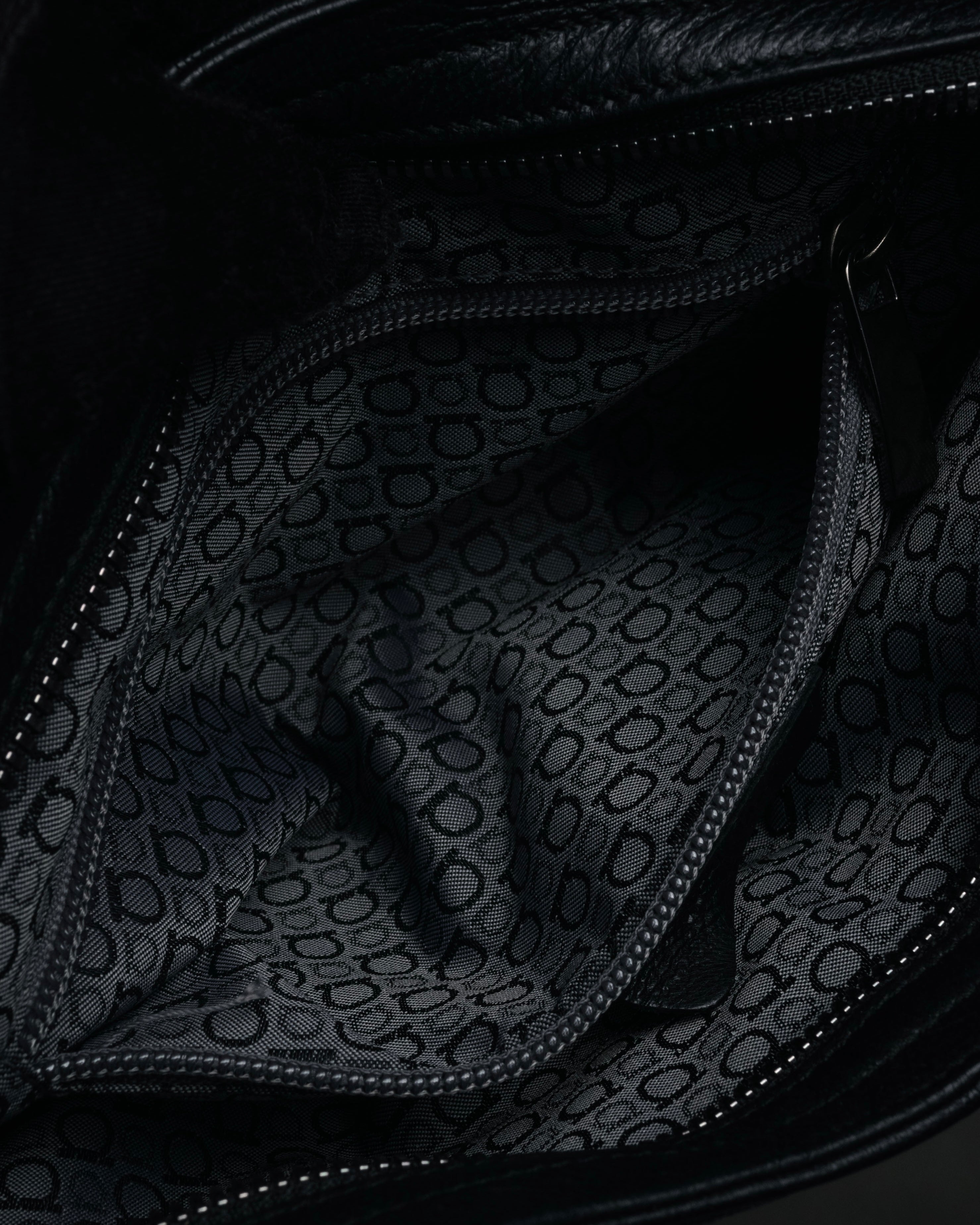 “Salvatore Ferragamo” 2000’s Gathered leather chain shoulder bag