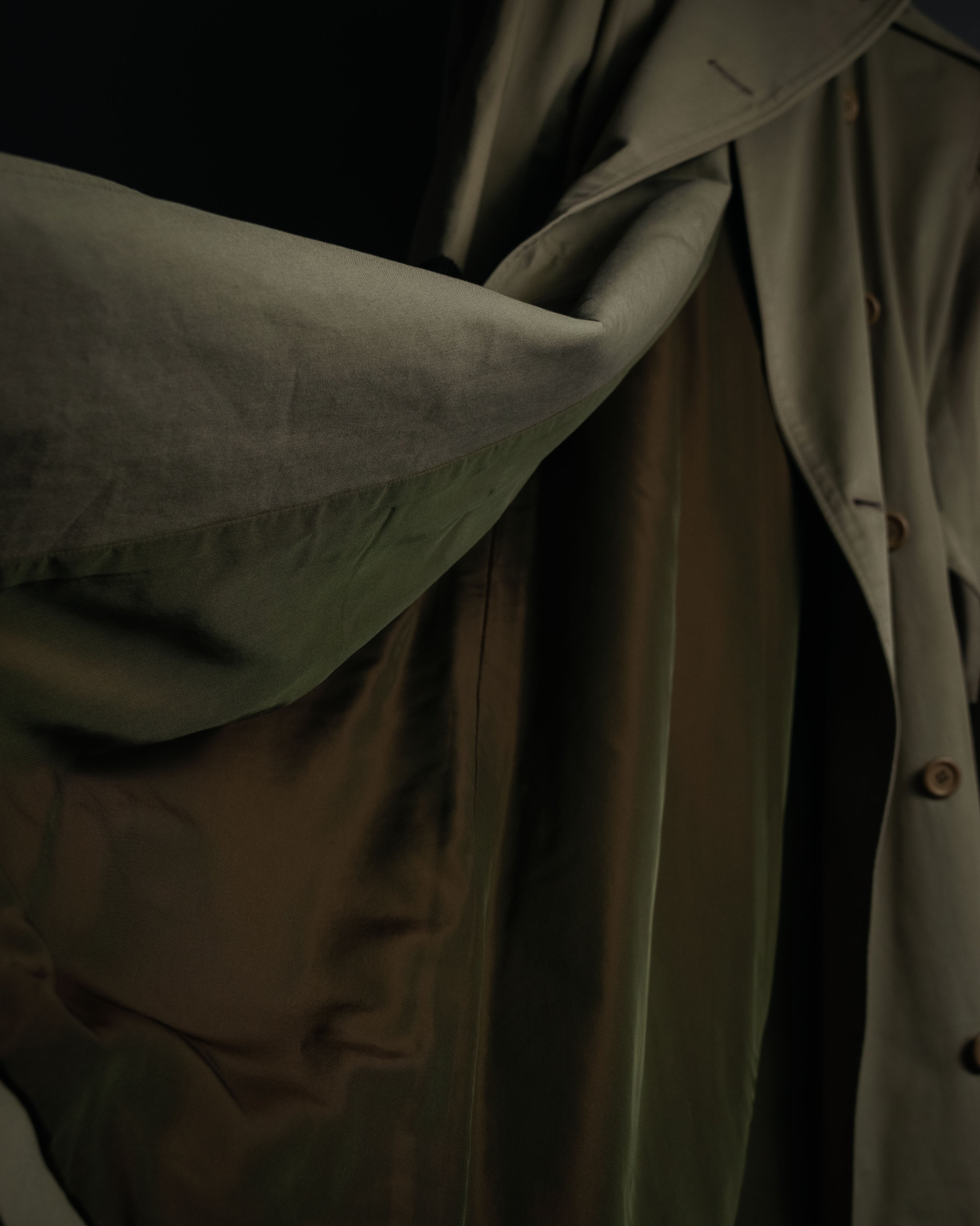 “Yves Saint Laurent” 80’s-90’s Corduroy collar belted trench coat