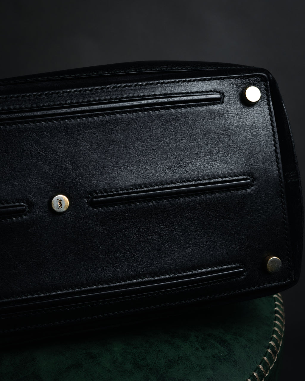 –SPECIAL– “Yves Saint Laurent rive gauche” 08-12 Structured leather muse two bag