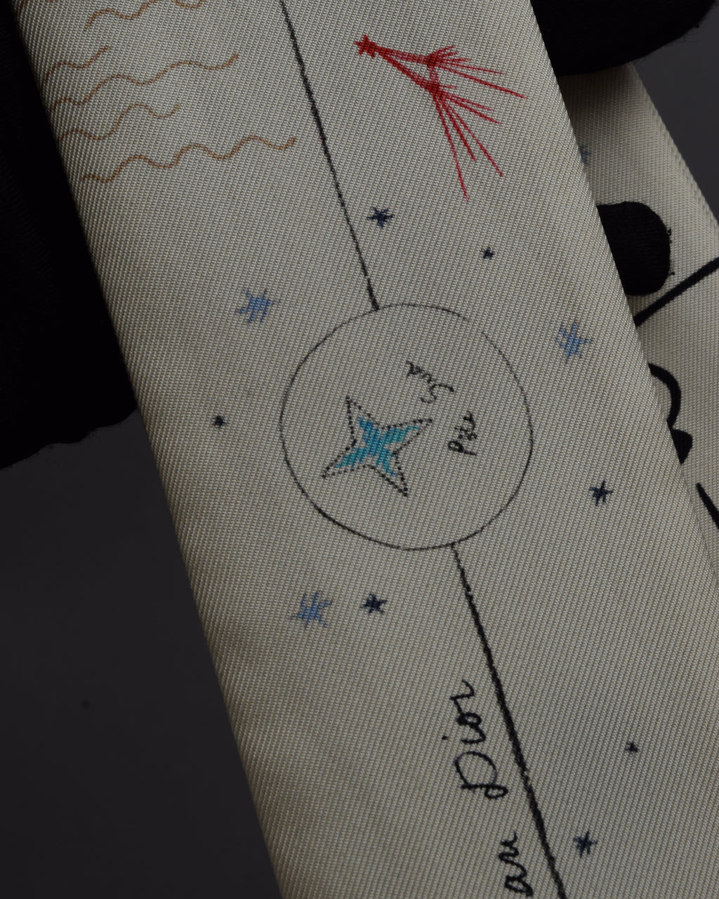 "Christian Dior" Dior Explore allegorical motif twilly mitzah scarf