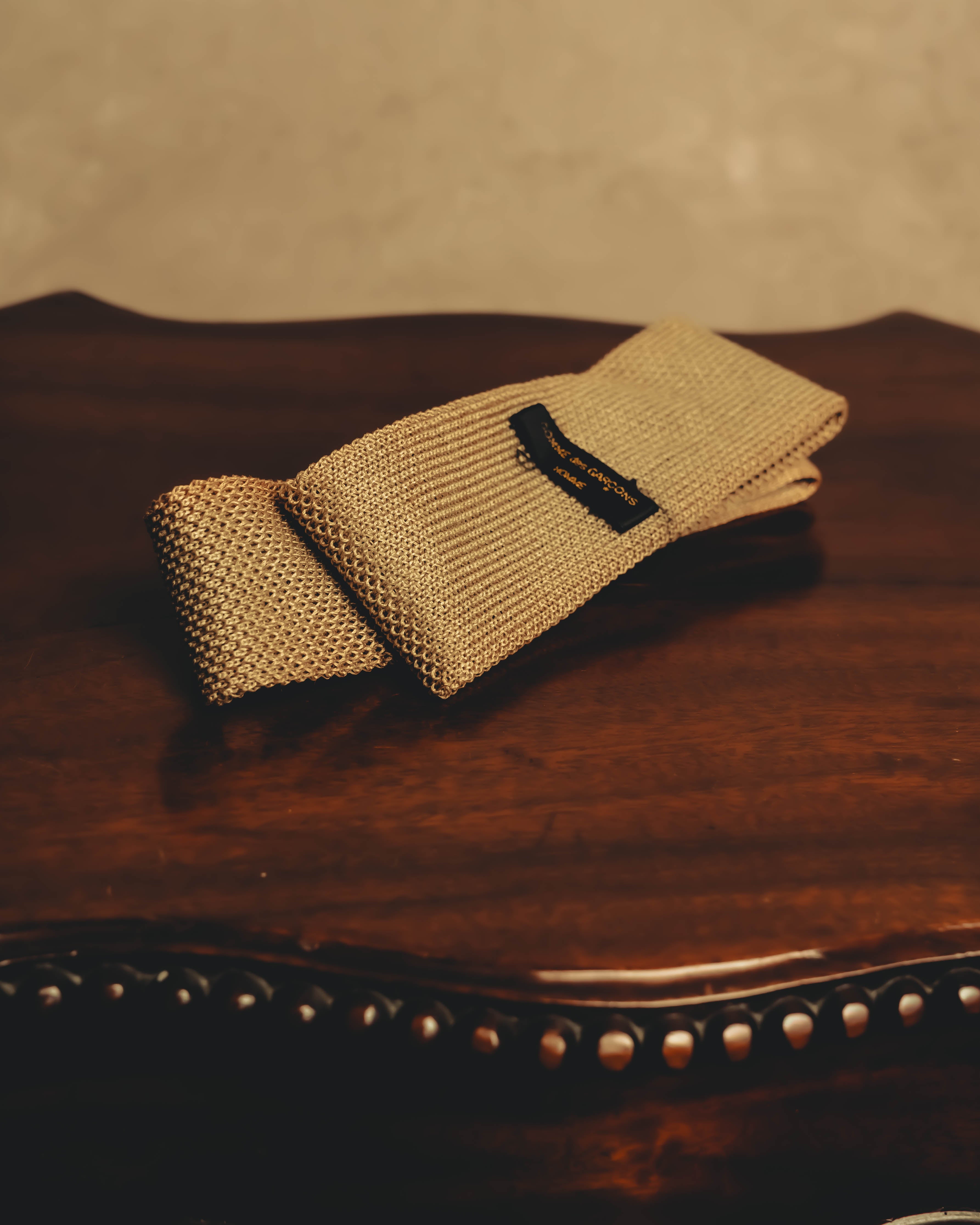 “COMME des GARÇONS HOMME”
80’s-90’s open-knit square-end necktie