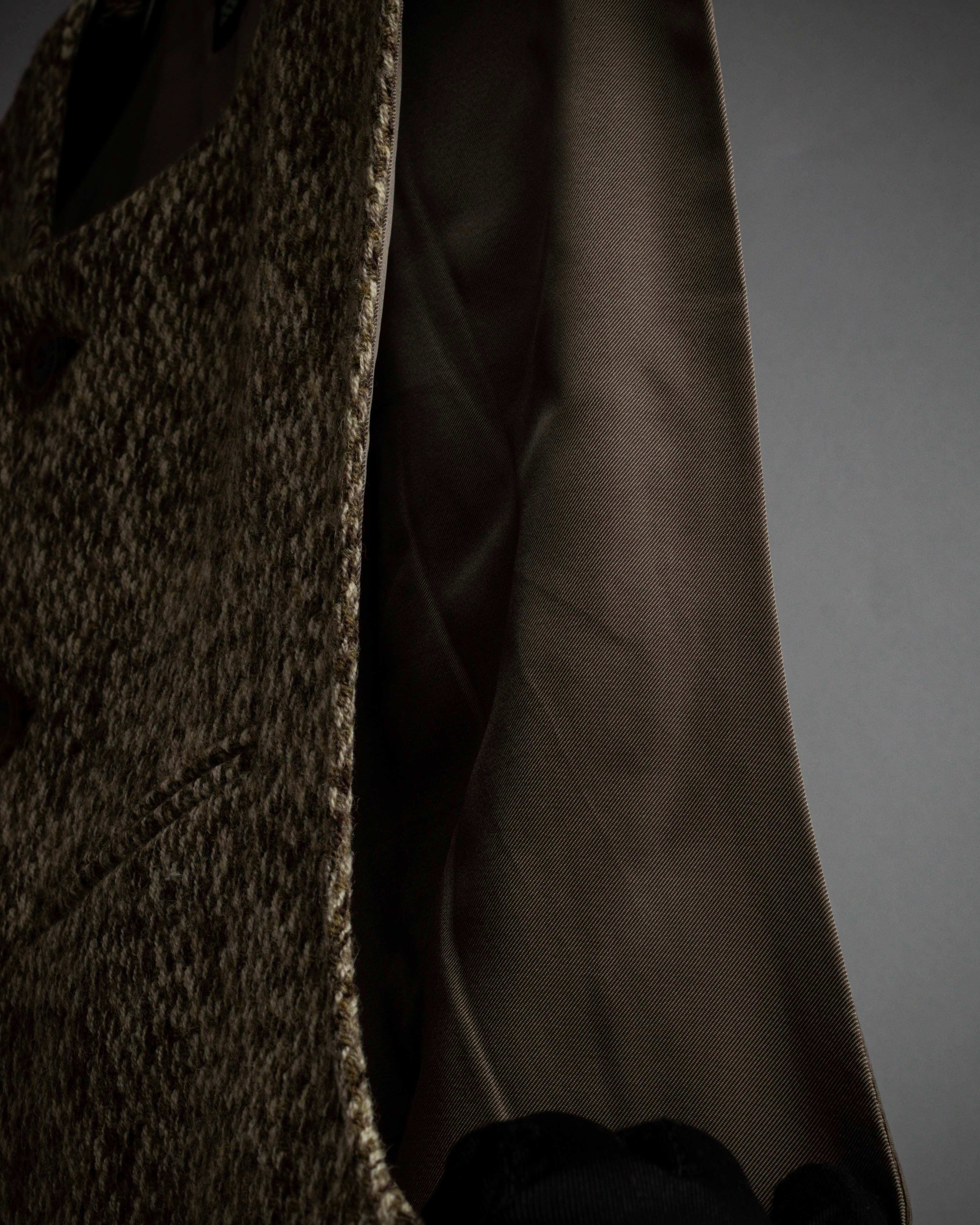 "ISSEY MIYAKE" Brushed texture 5-buttons vest