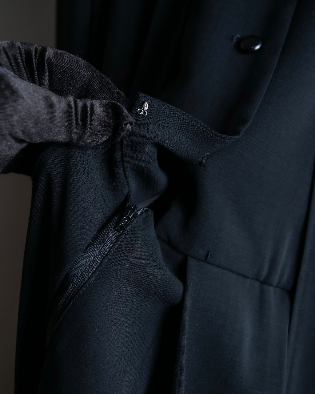 "GIVENCHY" Bowtie design pleated dress